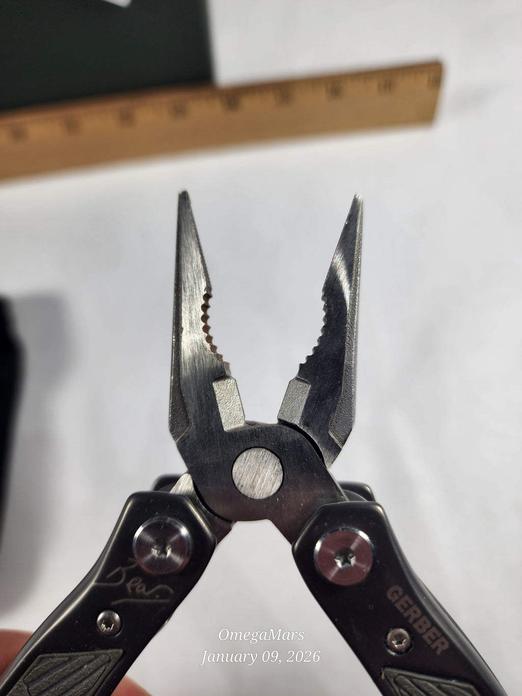 Gerber Bear Grylls Ultimate Gray Stainless Steel Multi-Tool Pliers 12 Tool