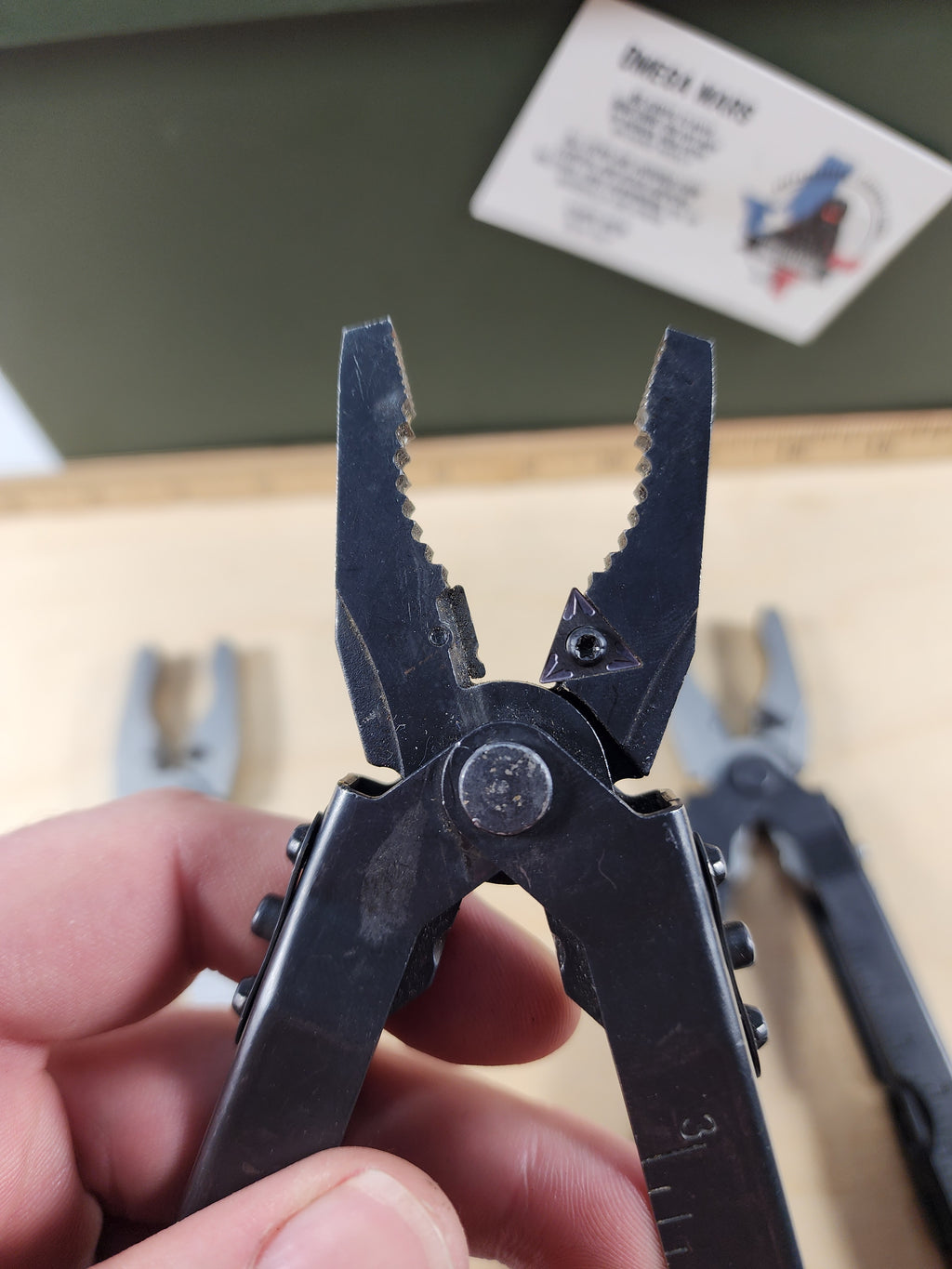 Gerber Multi-Plier 600 - Stainless/Black Blunt nose (MSRP $124.99)