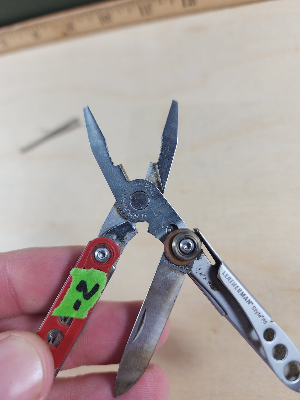 Leatherman Style PS #-2 Customized, scissors replaced with knife, dirty/light rust