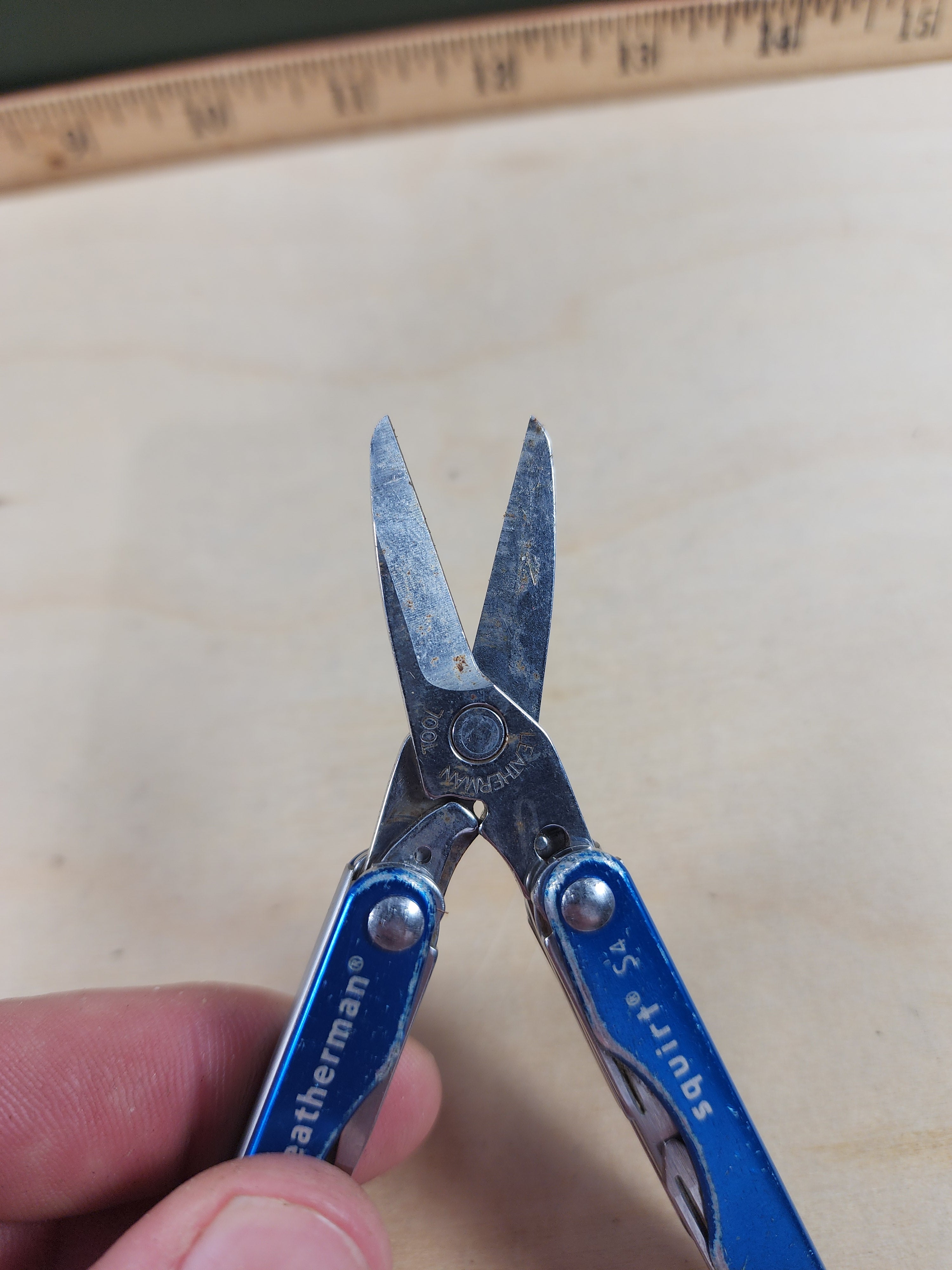 Leatherman Squirt S4 #-6 light usage, light rust