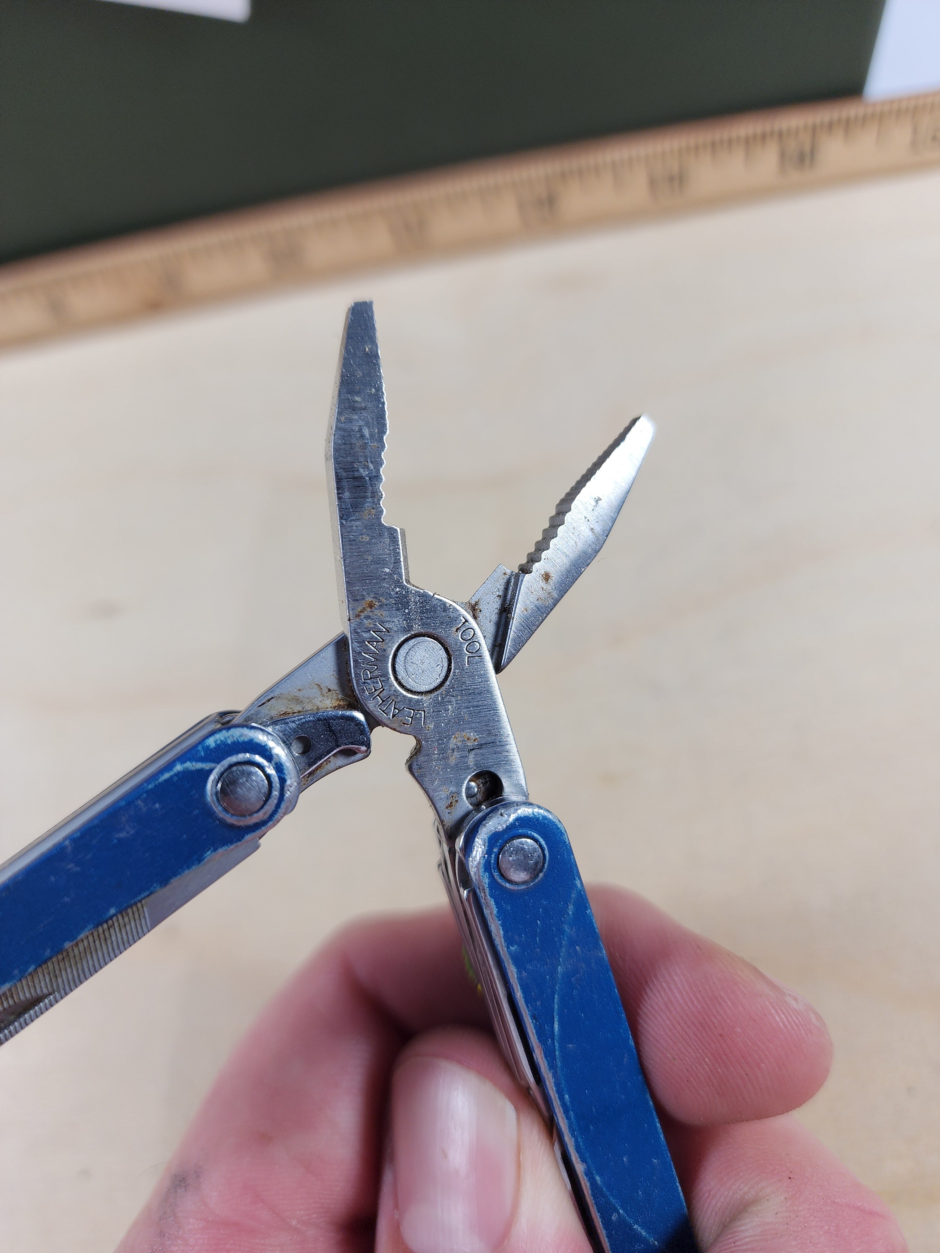 Leatherman Squirt PS4 #-7 Light usage, dirty, light rust