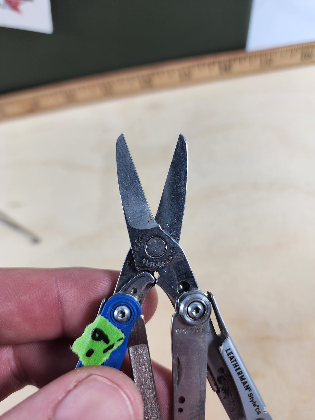 Leatherman Style CS #-9 light usage blade chipped, rare discontinued color