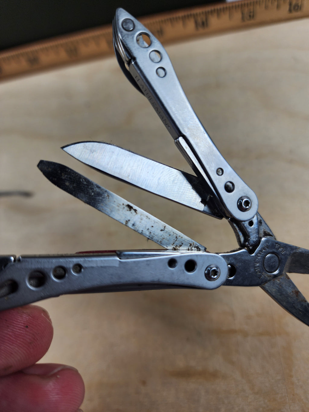 Leatherman Style CS #-10 Light usage light rust, discontinued red color option