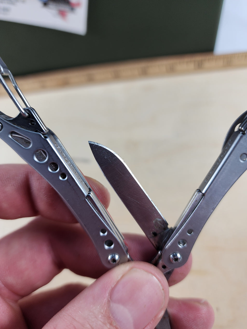 Leatherman Style CS #-10 Light usage light rust, discontinued red color option