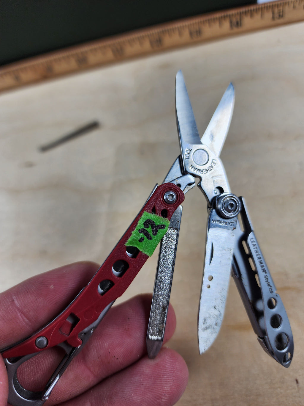 Leatherman Style CS #-12 Red Light usage, dirty