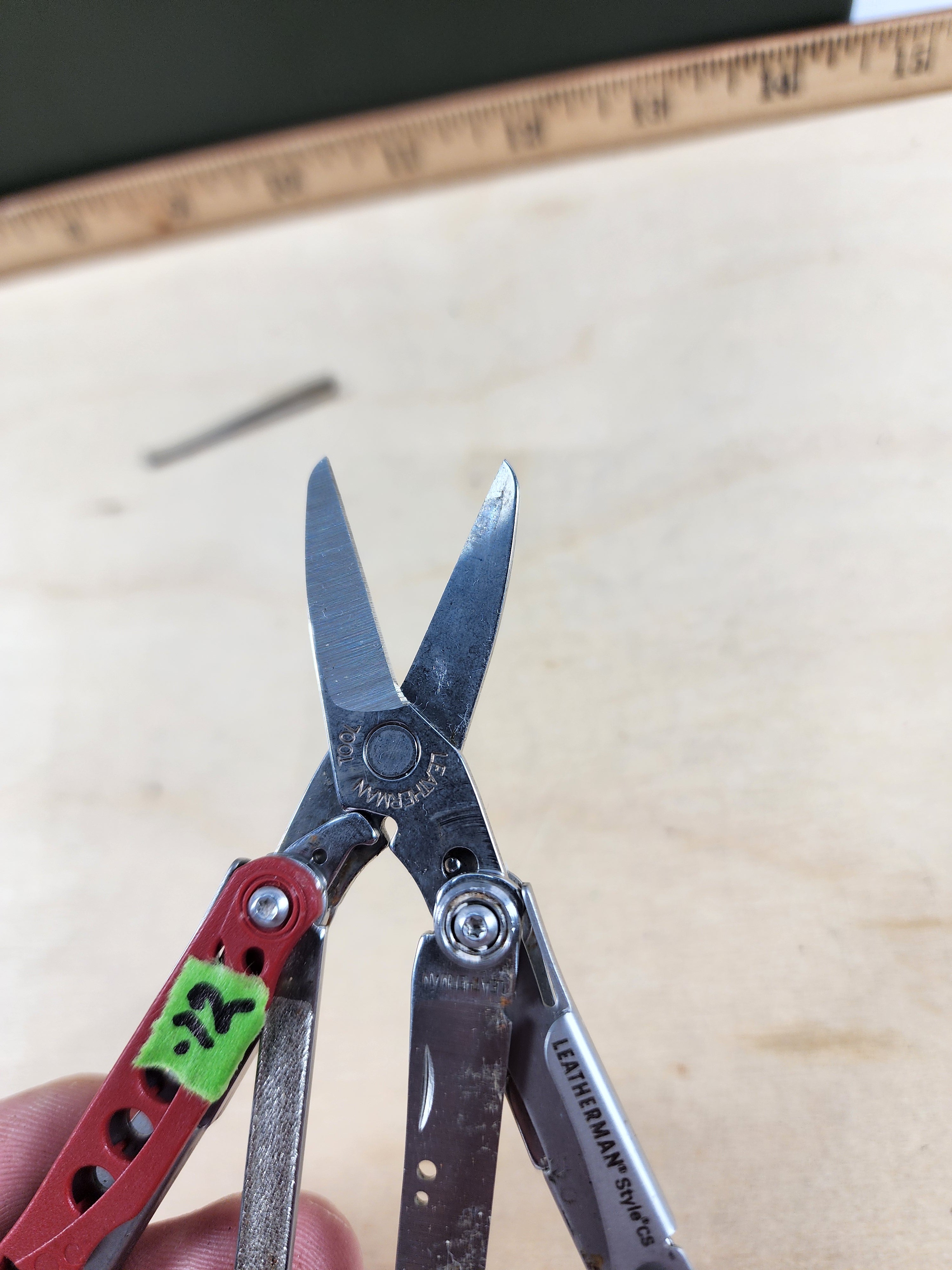 Leatherman Style CS #-12 Red Light usage, dirty