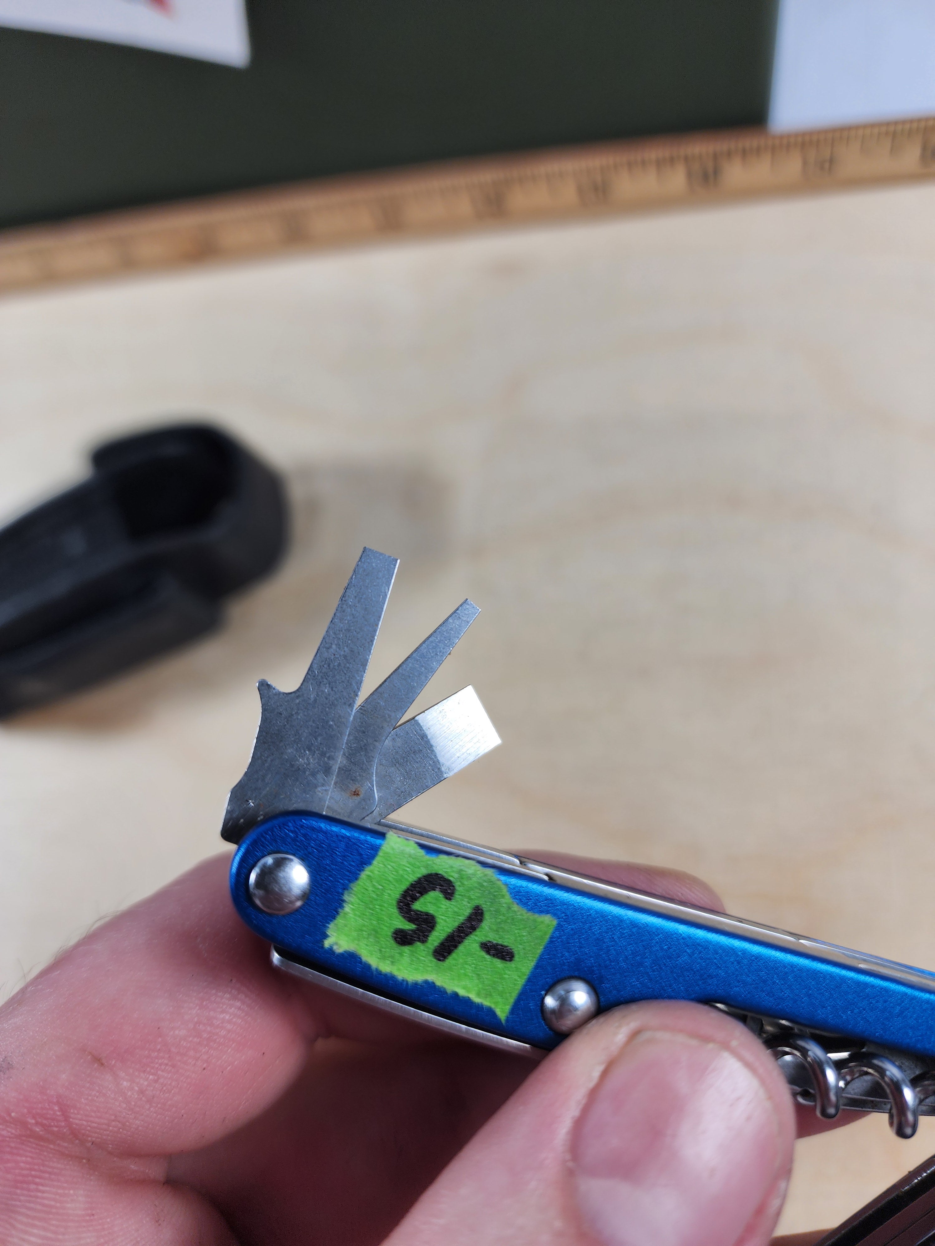 Leatherman Juice CS4 #-15 W/ sheath light usage, dirty/possible rust