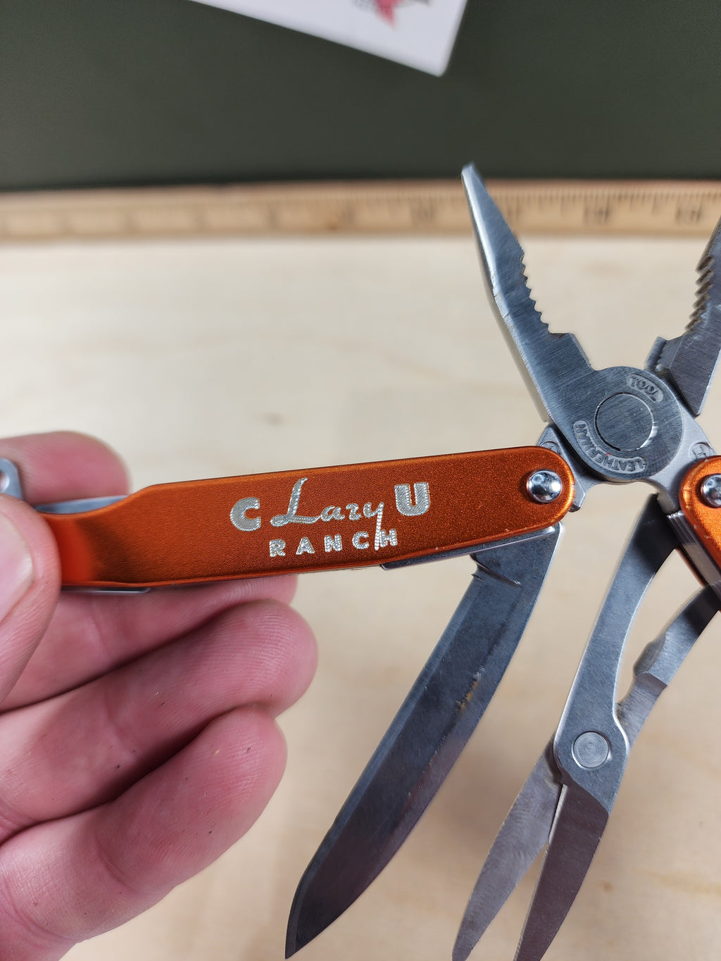 Leatherman Juice S2 #-14 Light usage great condition, C Lazy U Ranch