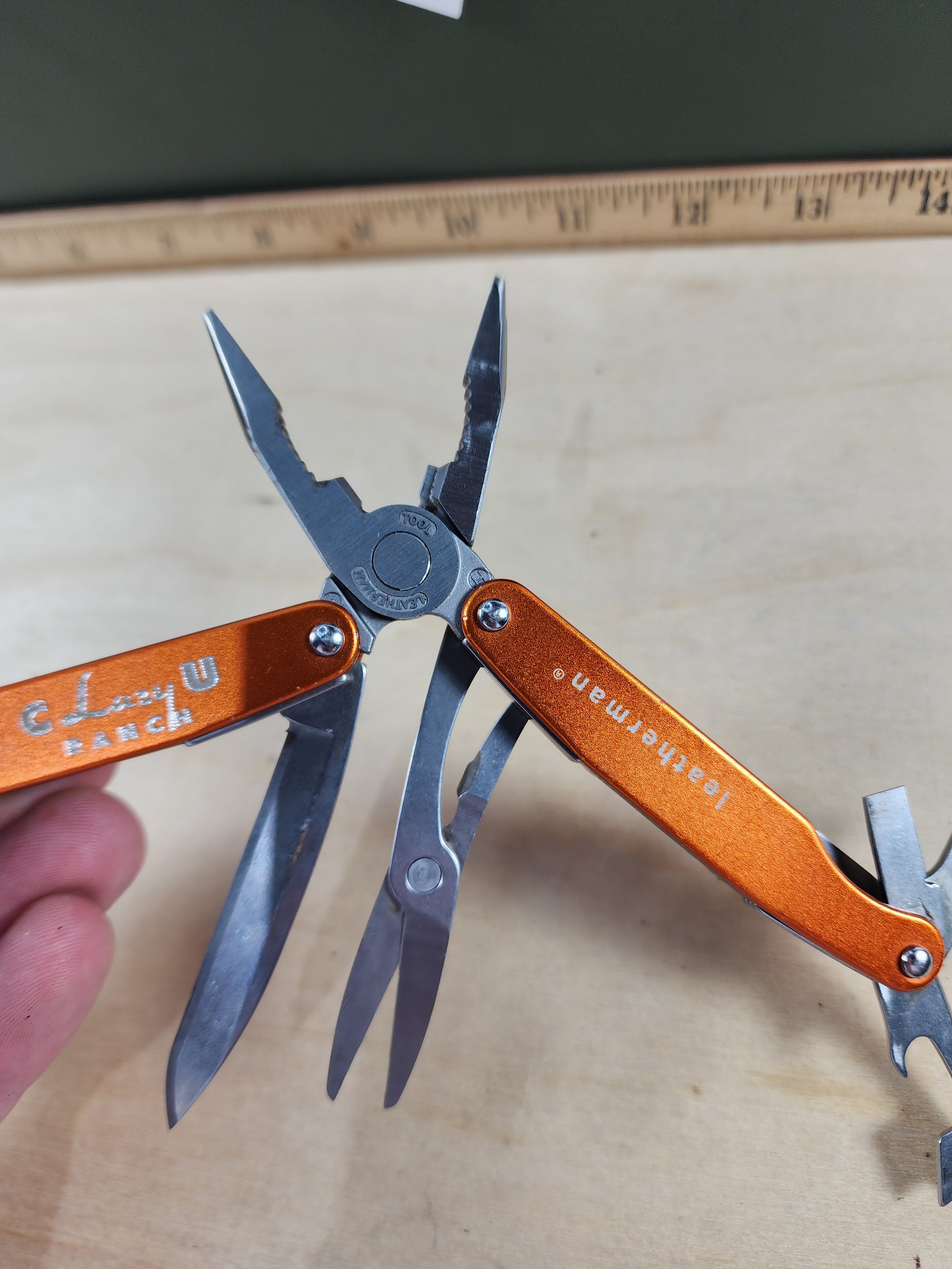 Leatherman Juice S2 #-14 Light usage great condition, C Lazy U Ranch