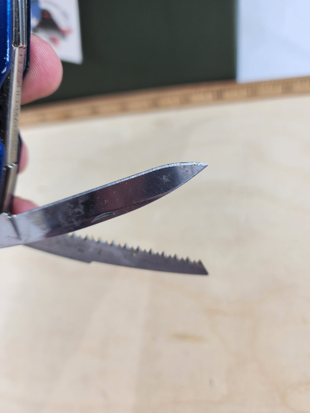 Leatherman Juice Cs4 #-16 Light usage/dirty, possible rust on scissors