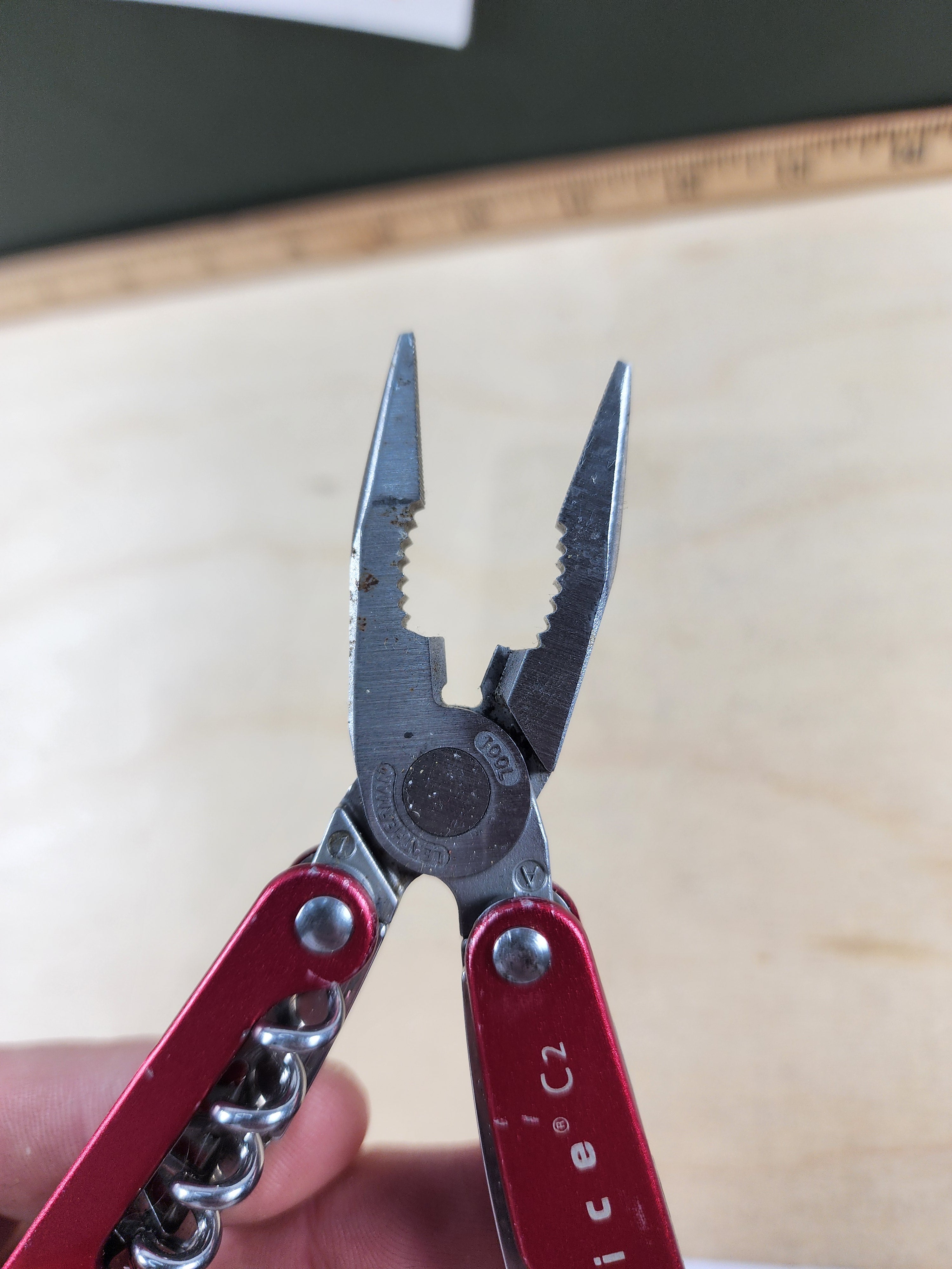 Leatherman Juice C2 #-18 dirty, light usage