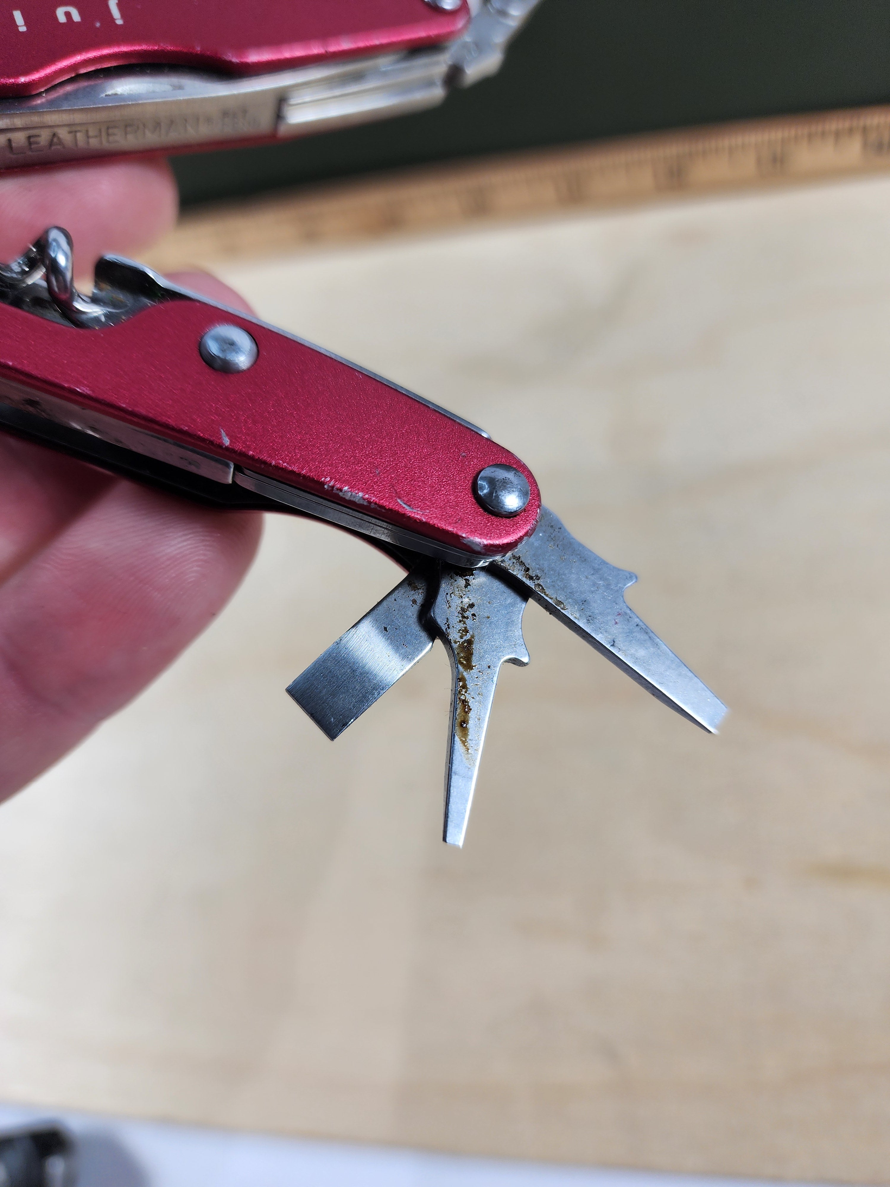 Leatherman Juice C2 #-18 dirty, light usage