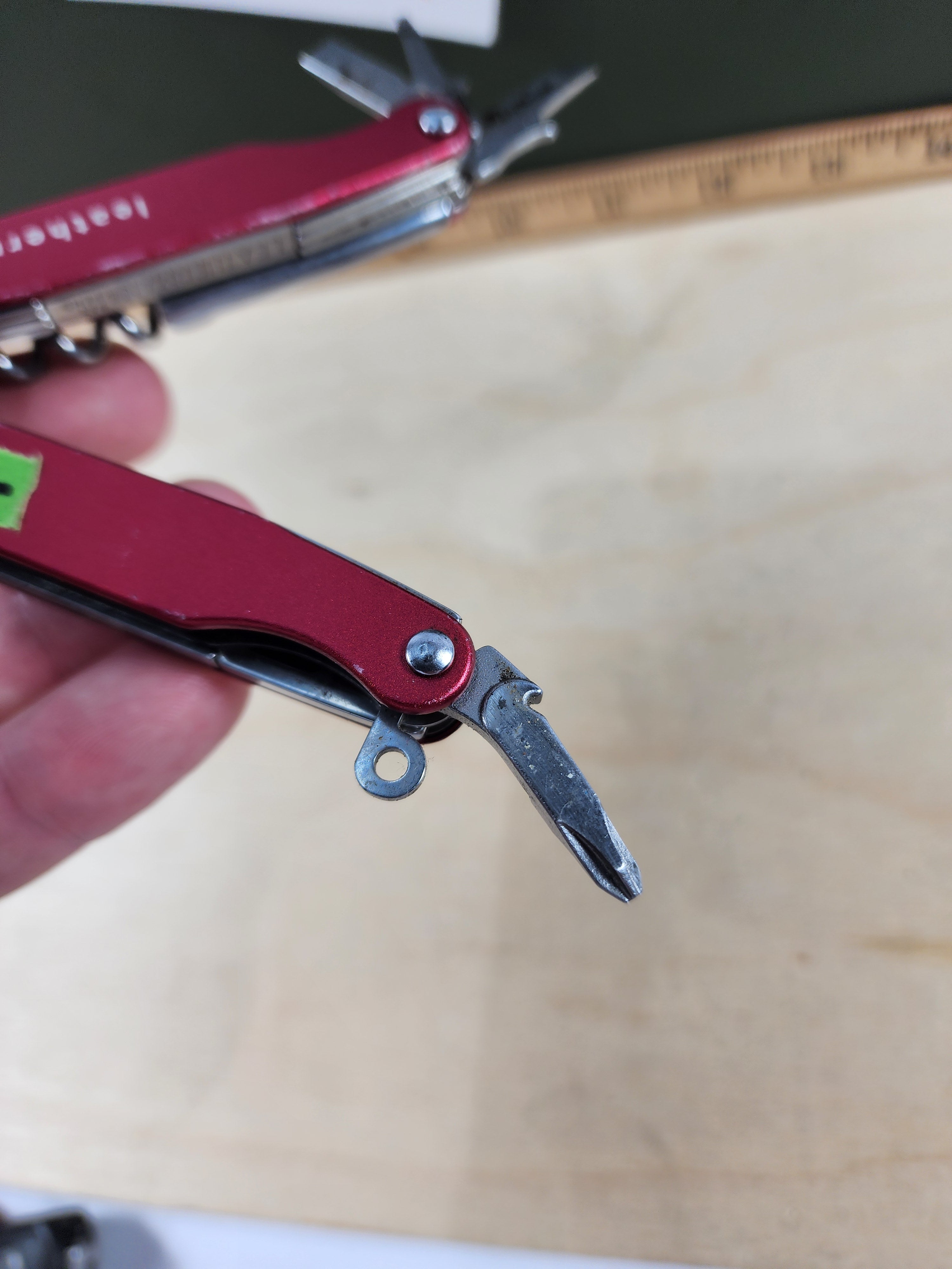 Leatherman Juice C2 #-18 dirty, light usage