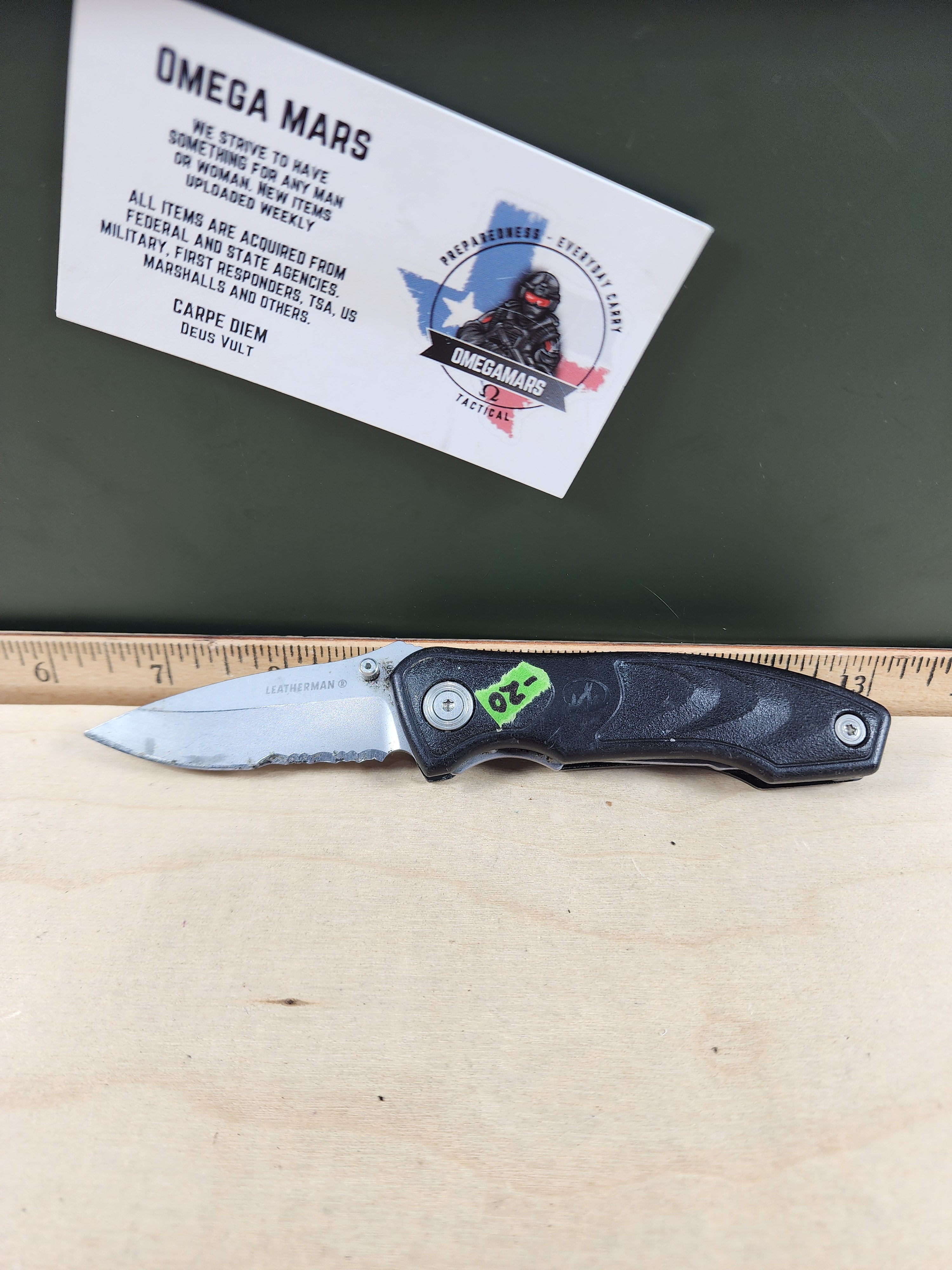 Leatherman c301 knife #-20 Light usage