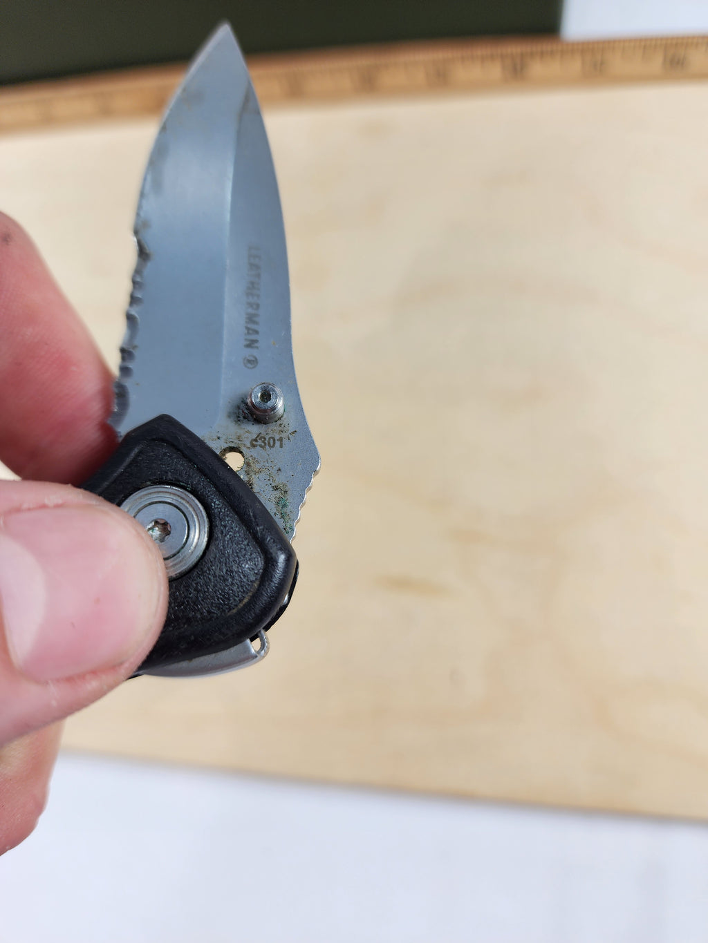 Leatherman c301 knife #-20 Light usage