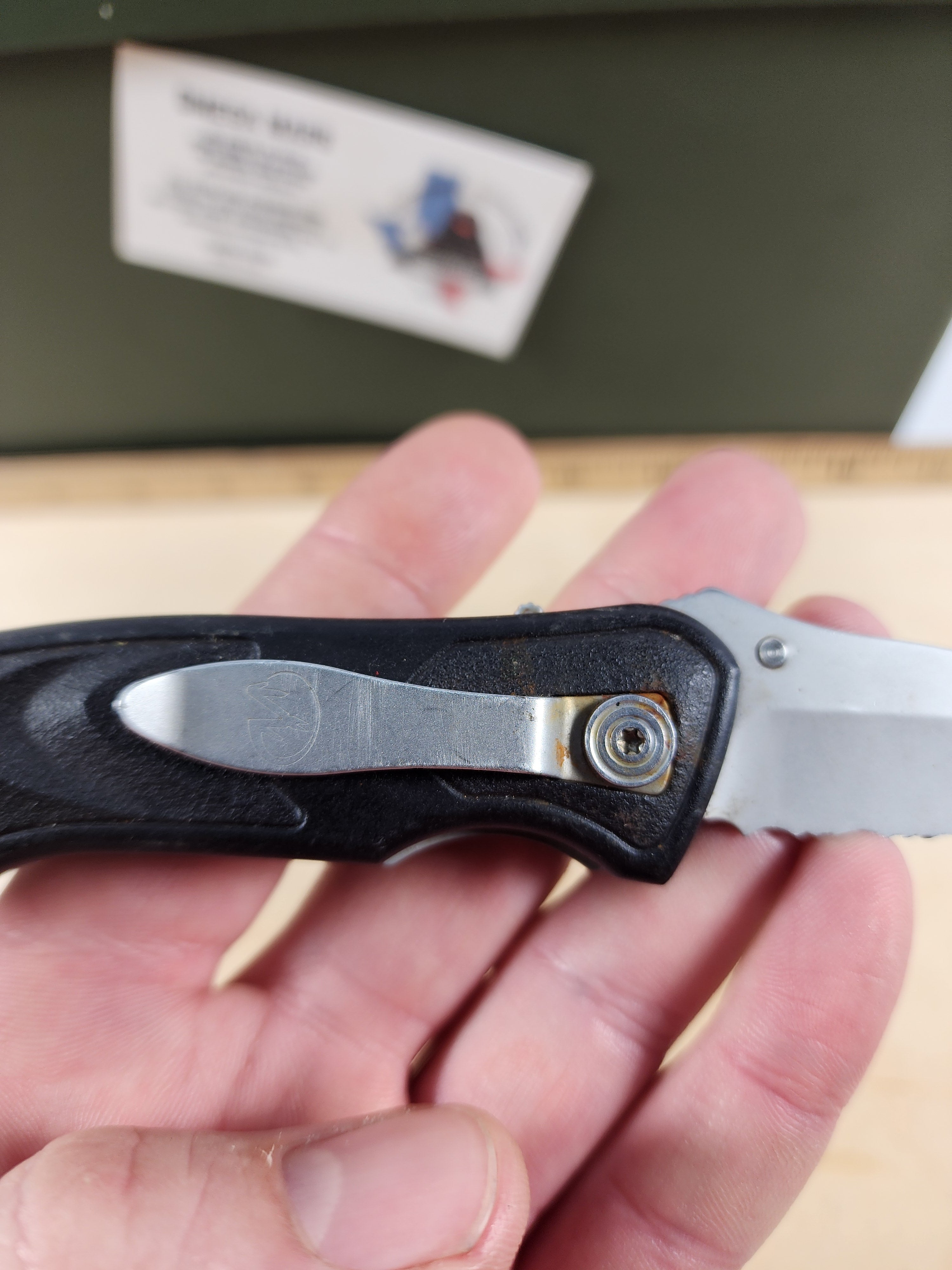 Leatherman C300 #-21 Light usage, blade dings