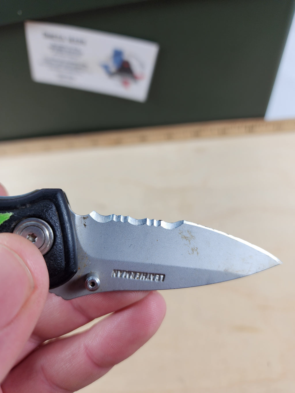 Leatherman C300 #-21 Light usage, blade dings