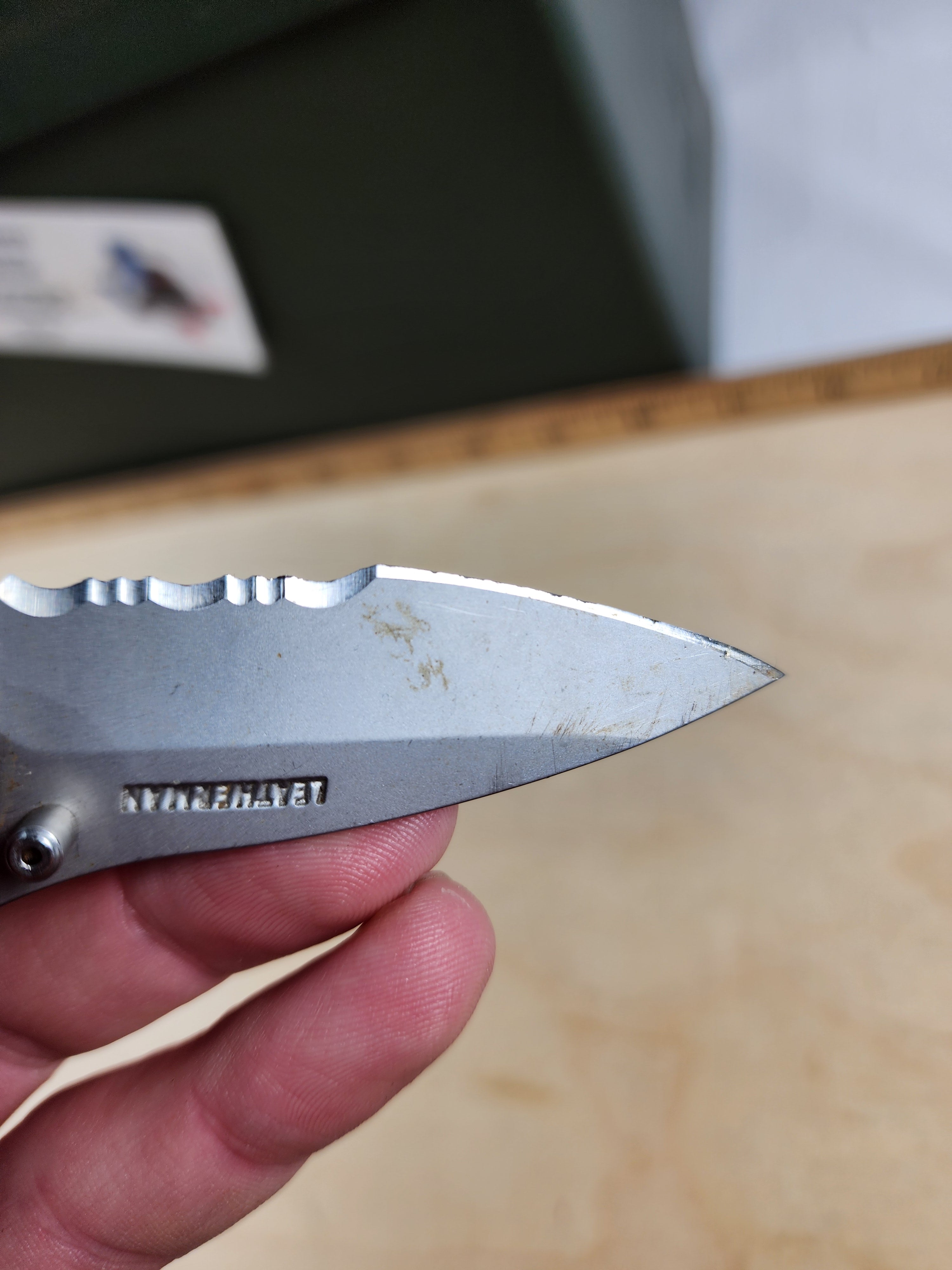 Leatherman C300 #-21 Light usage, blade dings