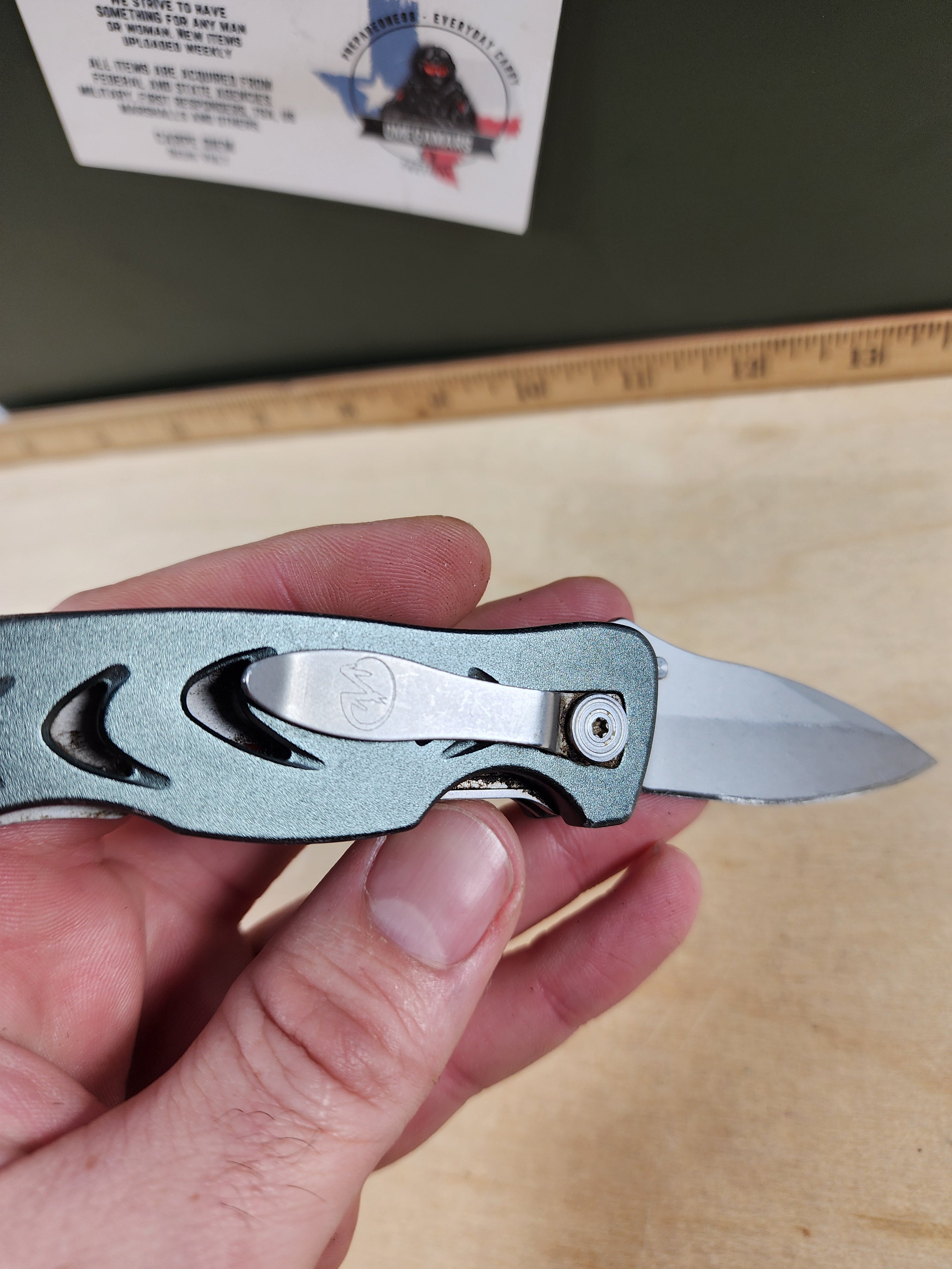 Leatherman C308 #-28 Light usage, Dirty, appears resharpened, limited edition
