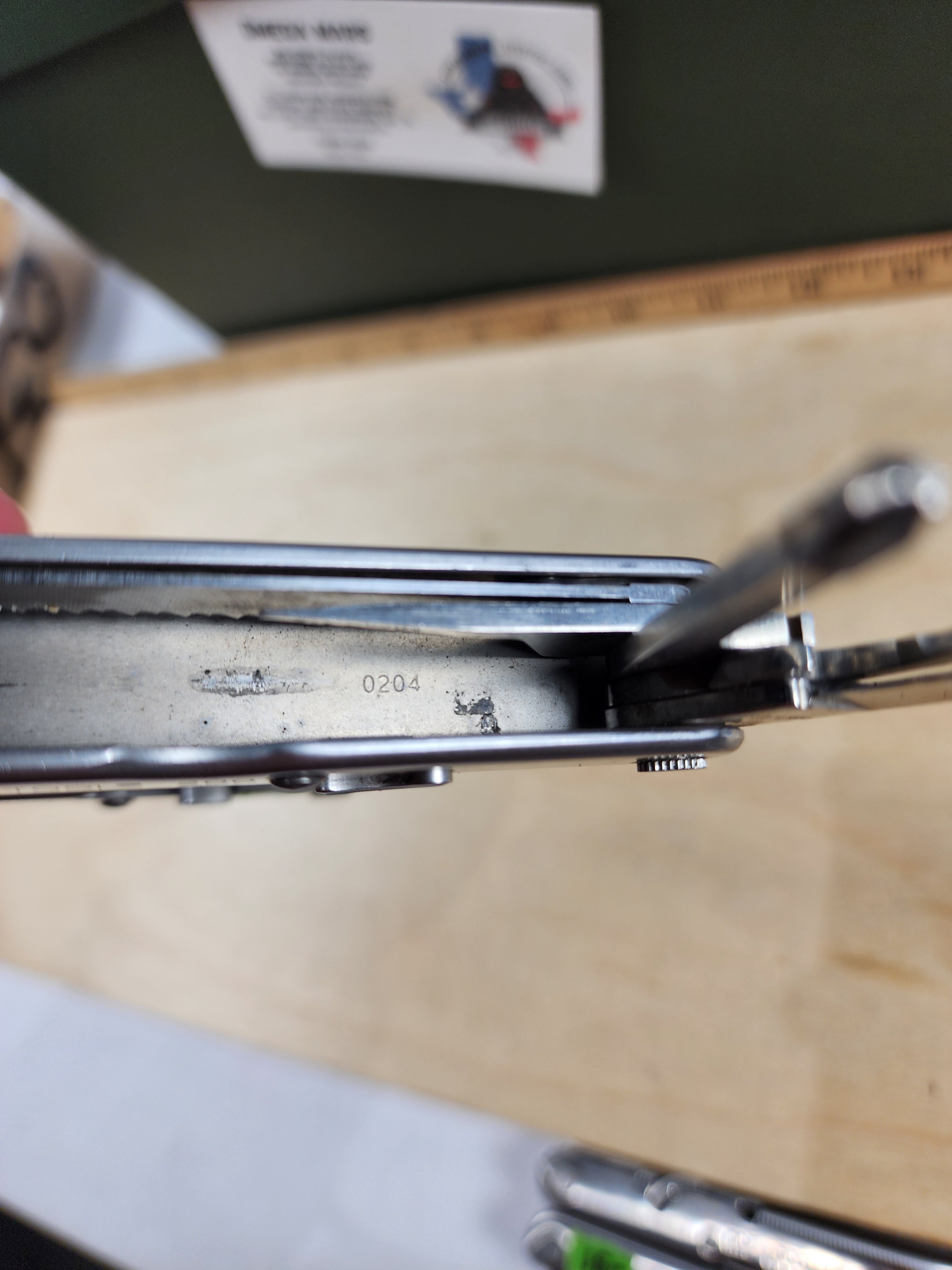 Leatherman Super Tool 200 #-30 0304/0204 light usage