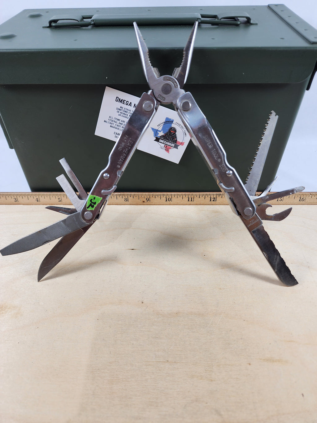 Leatherman Super Tool 200 #-32 Light usage, dirty 0701 dates