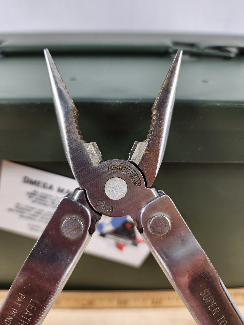 Leatherman Super Tool 200 #-32 Light usage, dirty 0701 dates