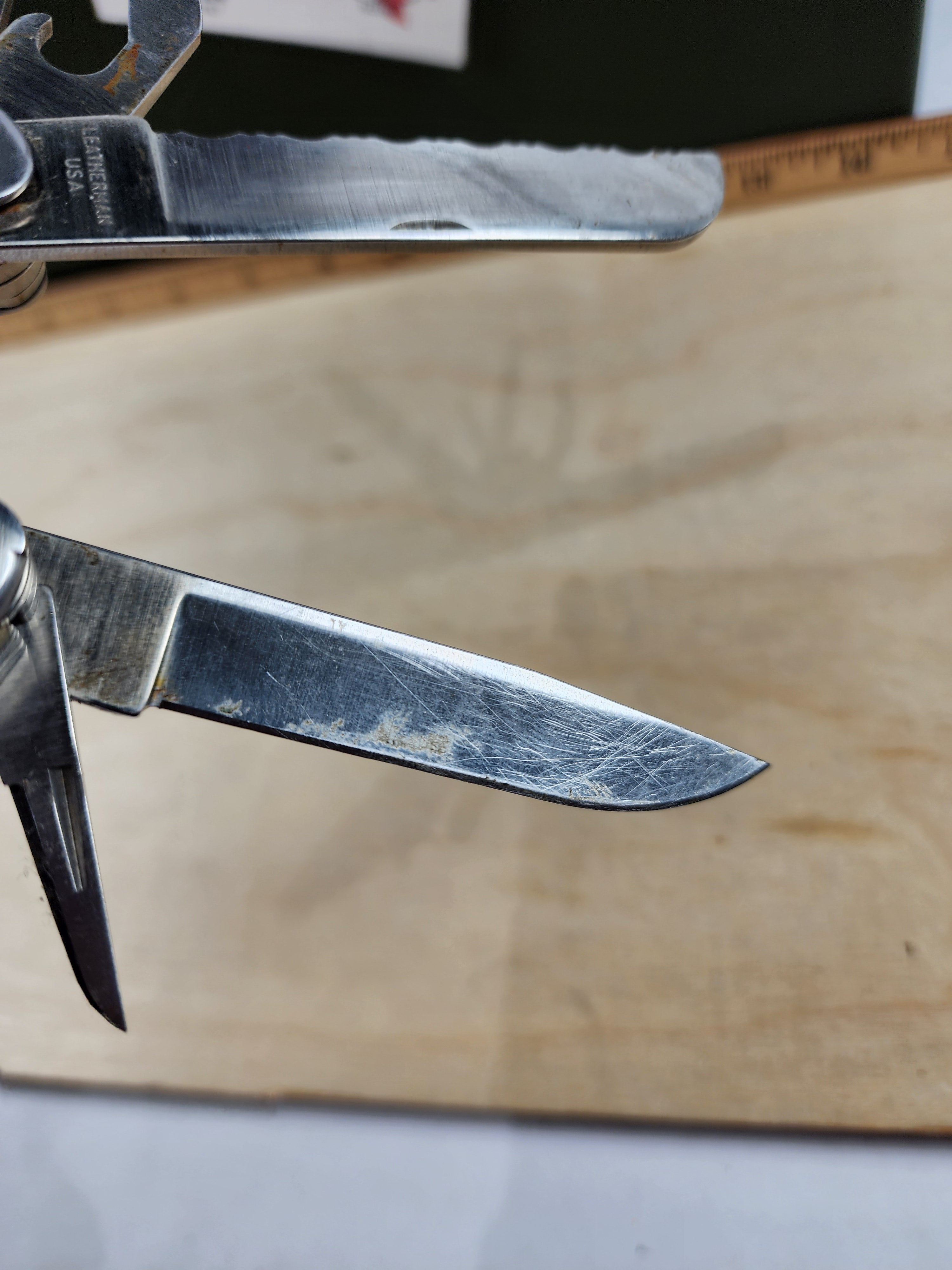 Leatherman Super Tool 200 #-32 Light usage, dirty 0701 dates