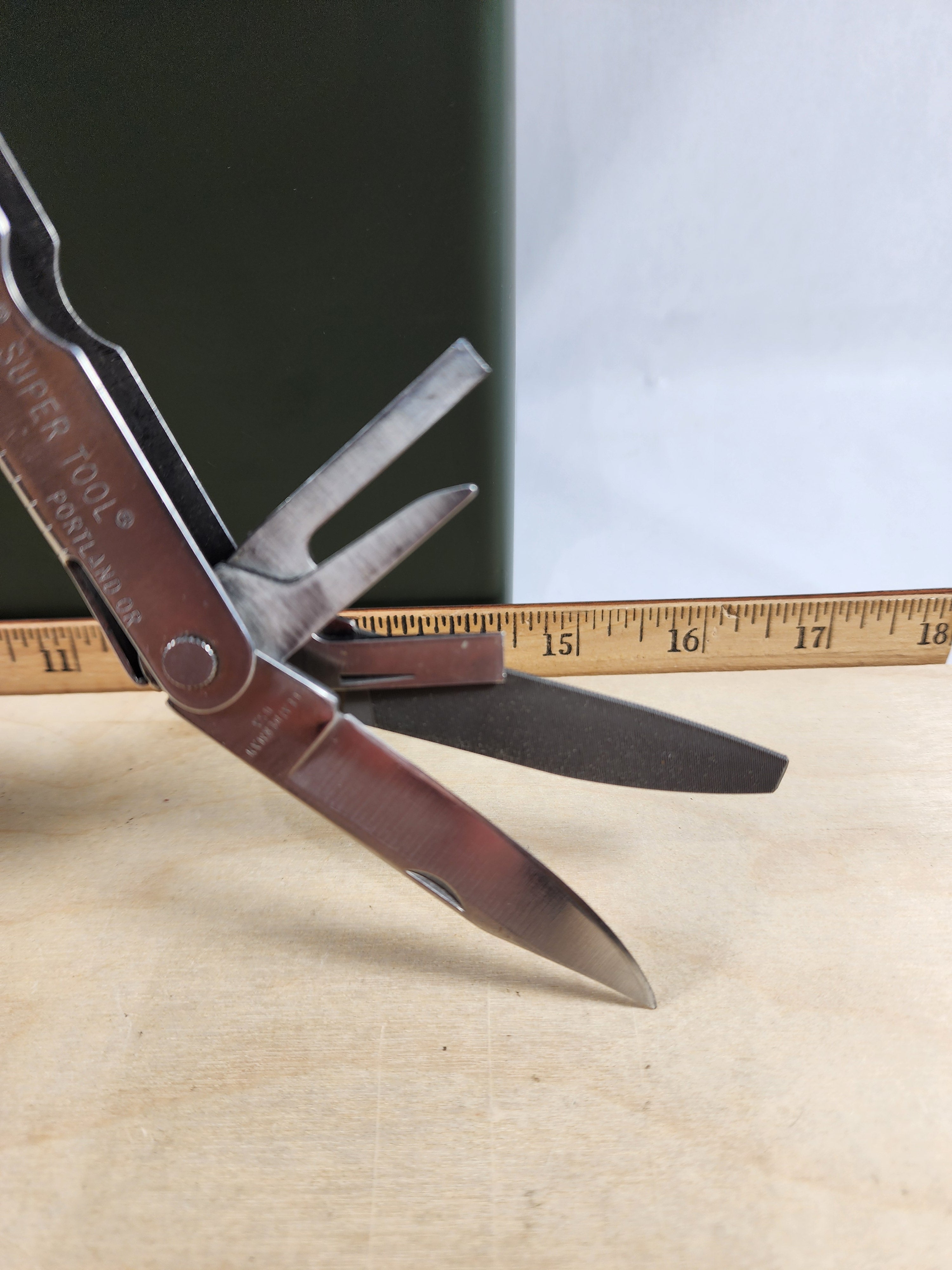 Leatherman Super Tool #-35 Original, Light usage, 0396 dates