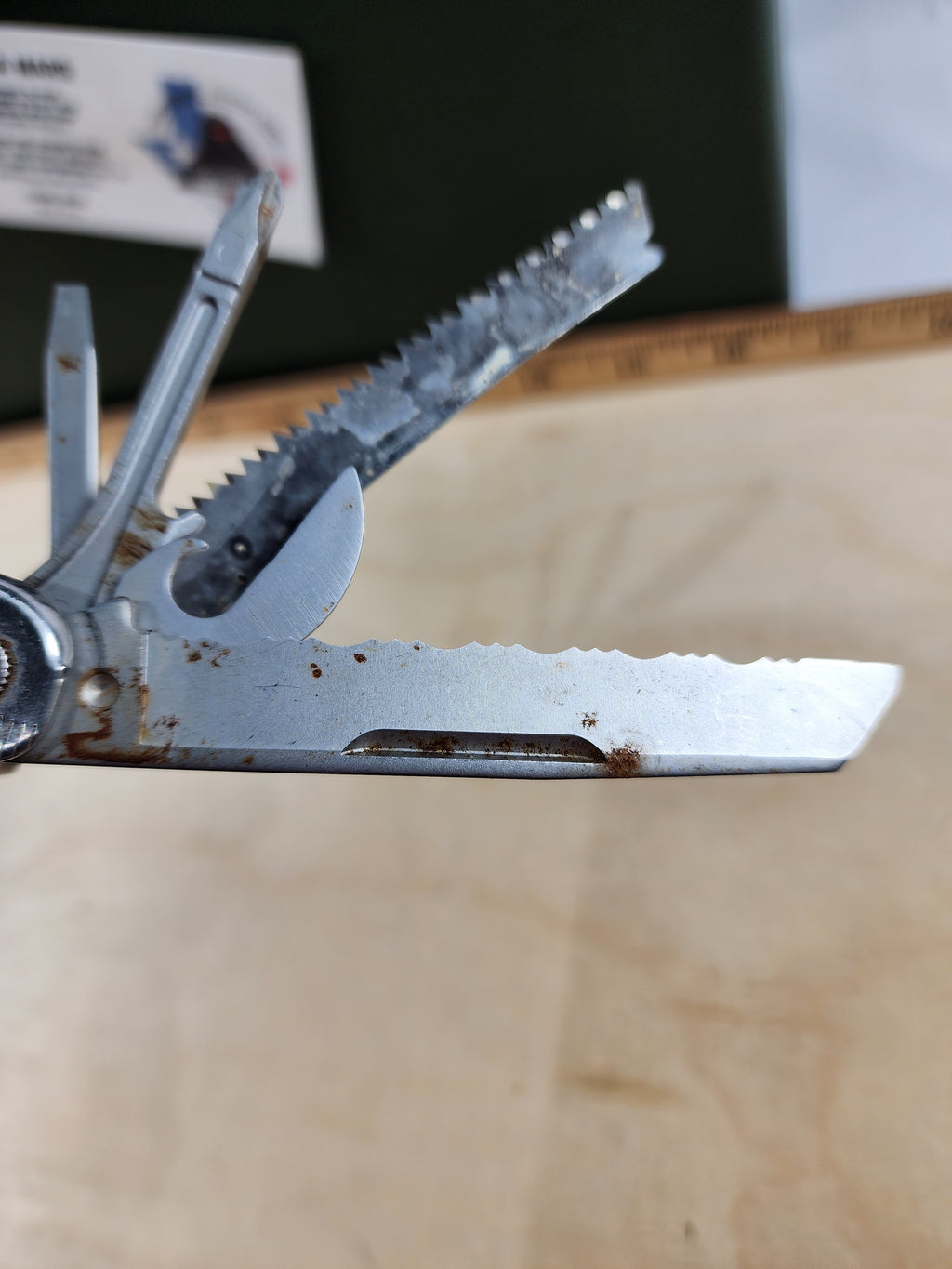 Leatherman Super Tool 300 #-37 Dirty, light usage, possible rust