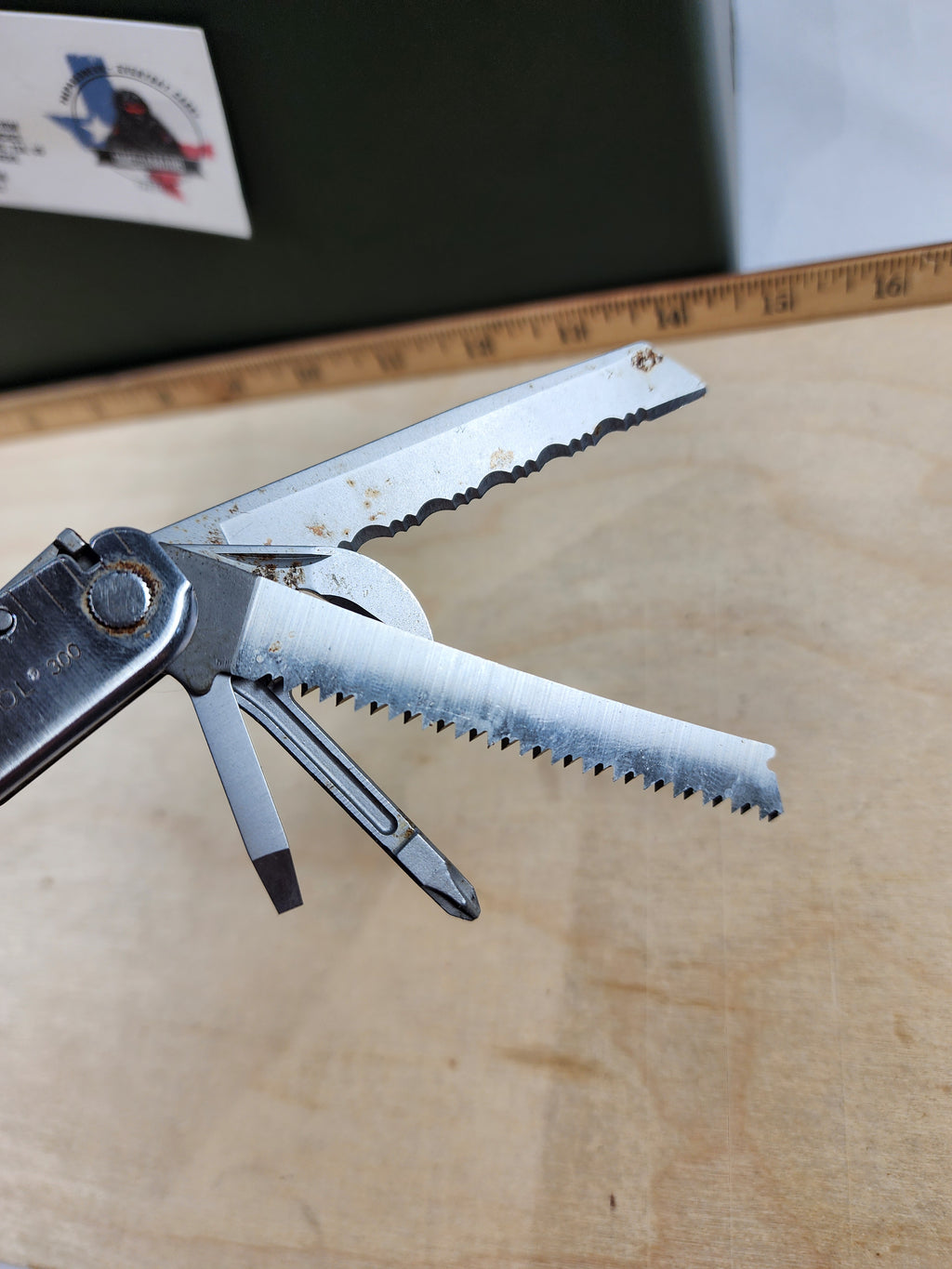 Leatherman Super Tool 300 #-37 Dirty, light usage, possible rust