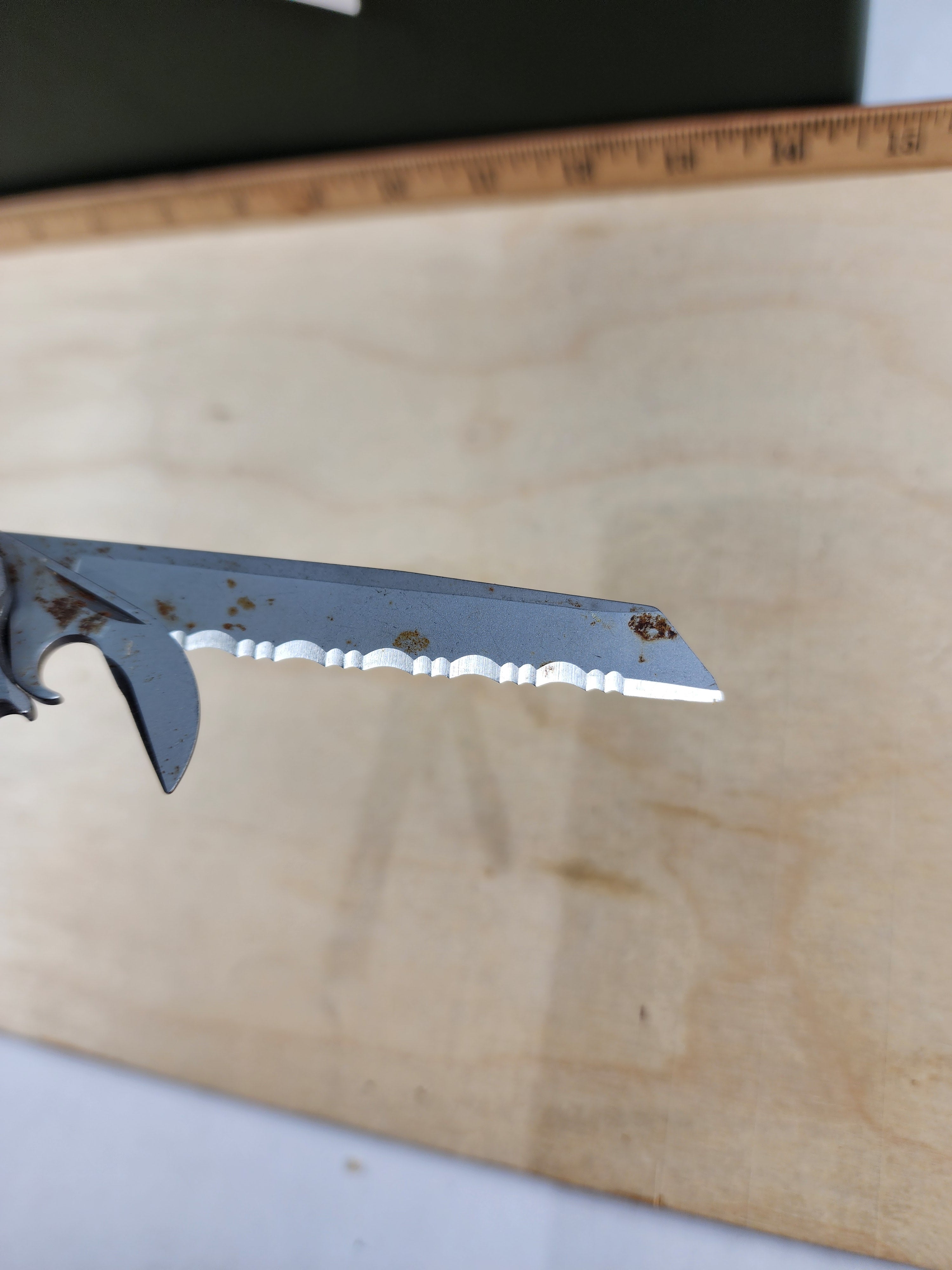 Leatherman Super Tool 300 #-37 Dirty, light usage, possible rust