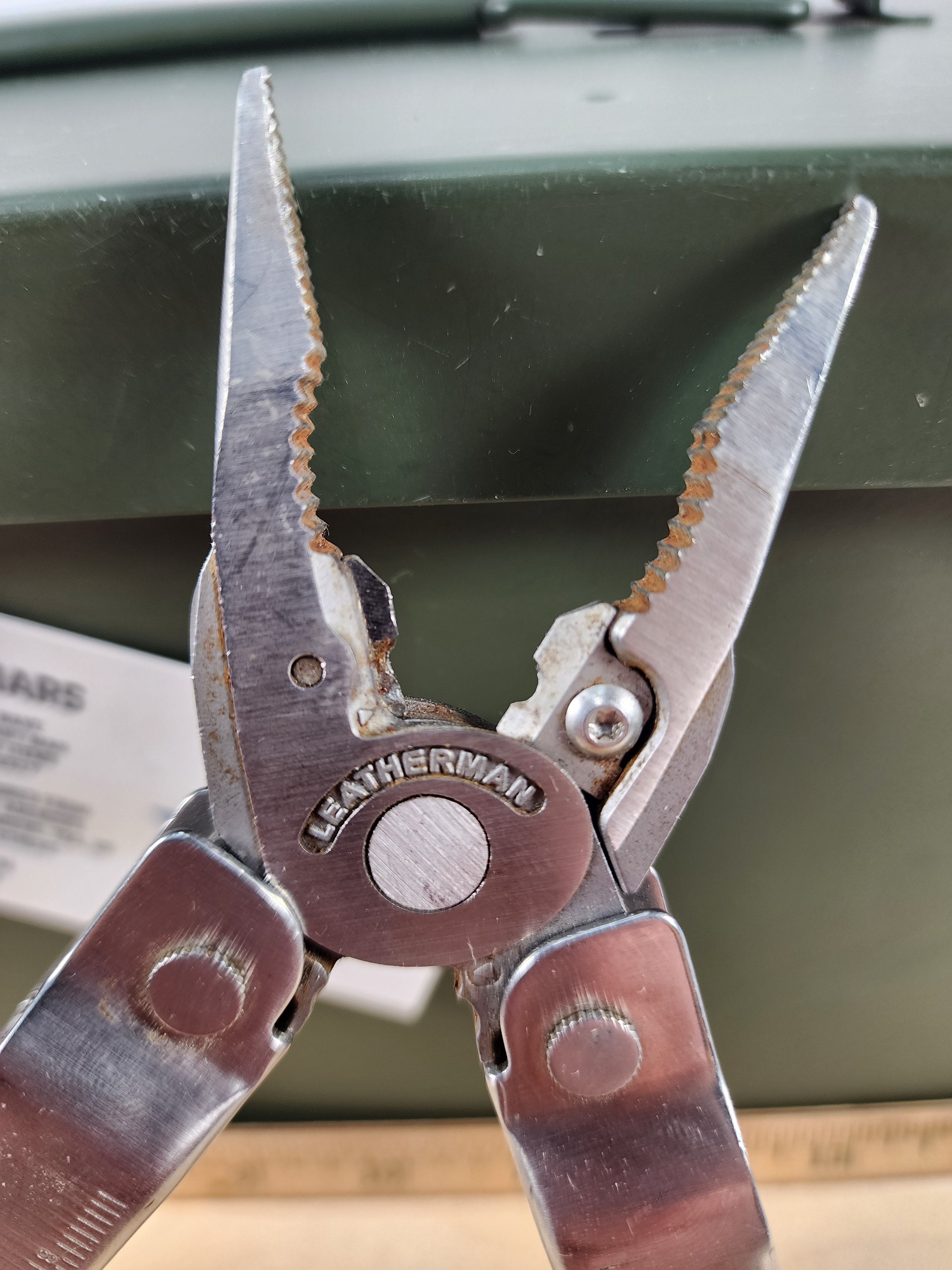 Leatherman Super Tool 300 #-38 Dirty, possible rust, wire cutters damaged