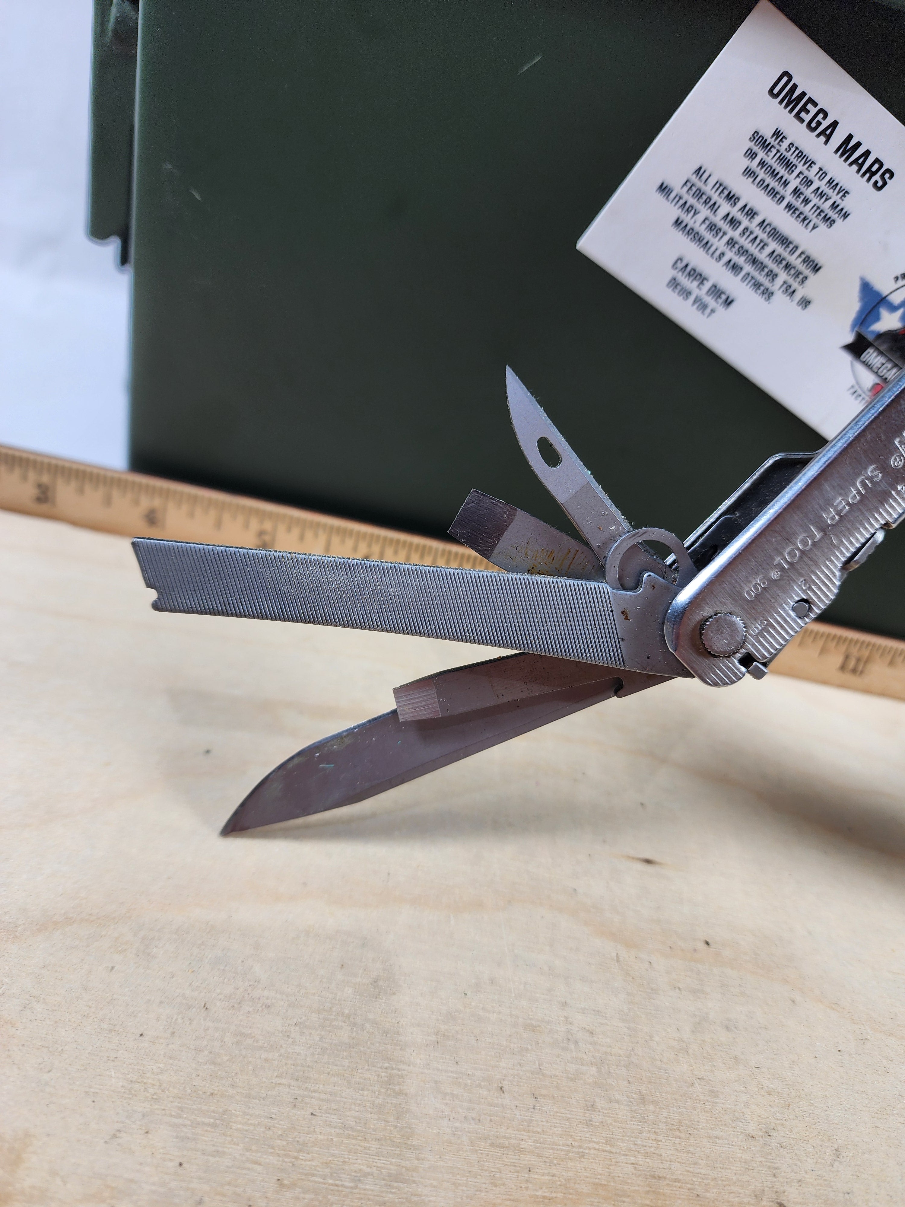 Leatherman Super Tool 300 #-39 Light usage, dirty, handles loose