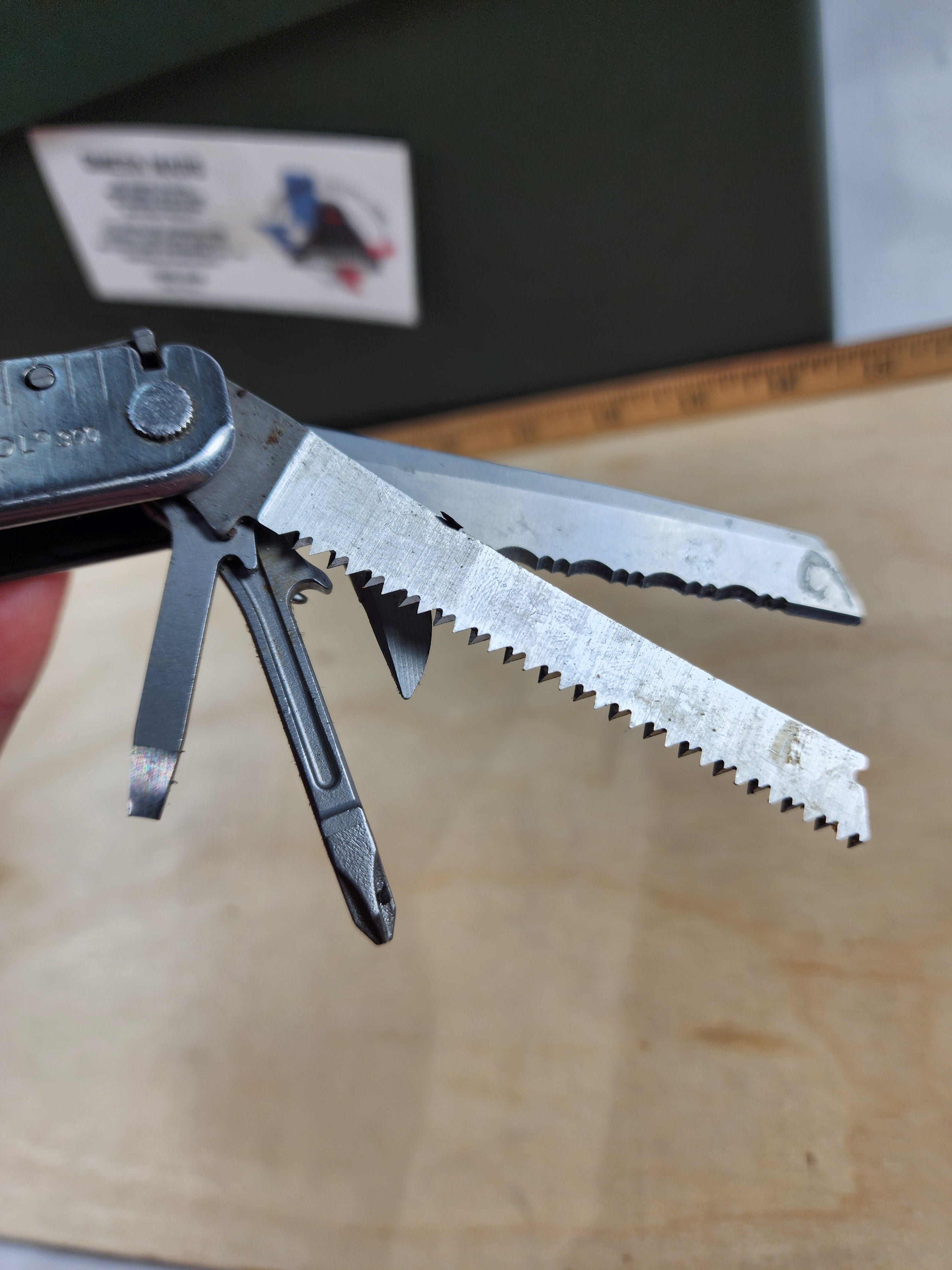 Leatherman Super Tool 300 #-39 Light usage, dirty, handles loose