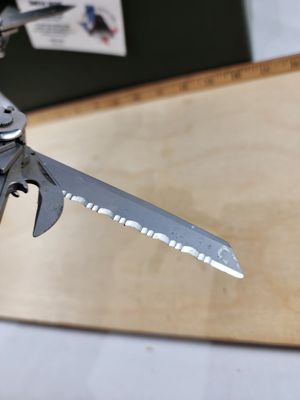 Leatherman Super Tool 300 #-39 Light usage, dirty, handles loose