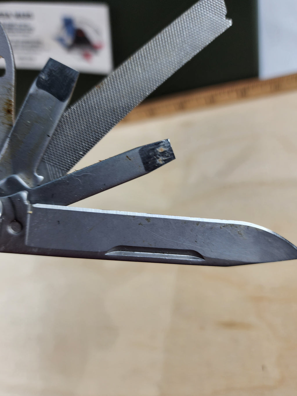 Leatherman Super Tool 300 #-39 Light usage, dirty, handles loose
