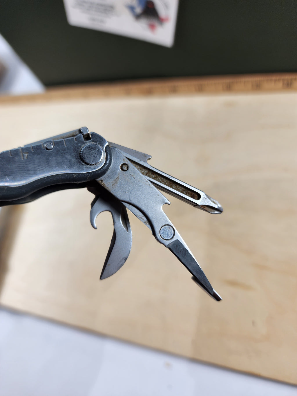 Leatherman Fuse #-40 Blade resharpened, dirty, light usage
