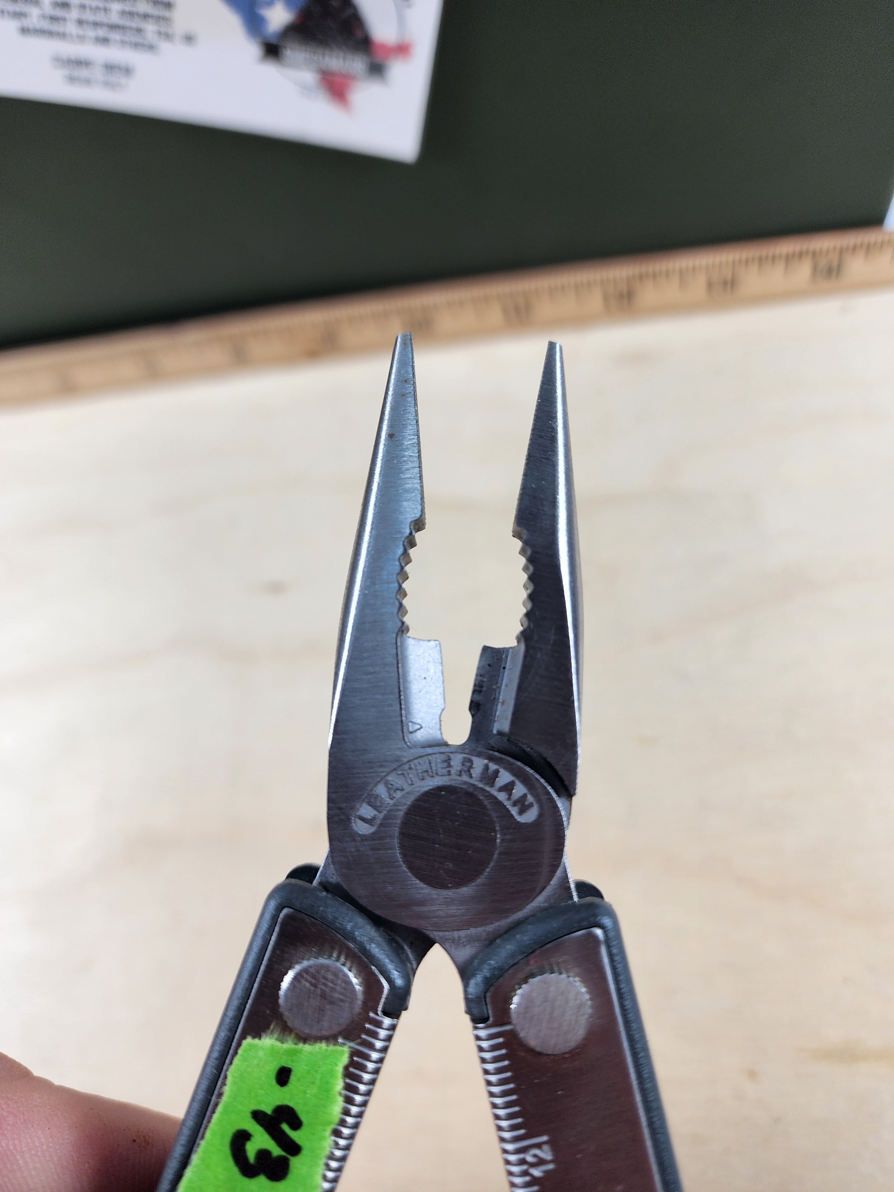 Leatherman Kick #-43 Light usage