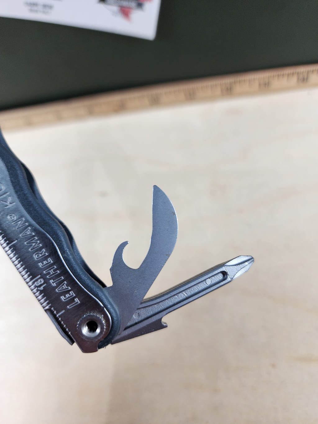 Leatherman Kick #-43 Light usage