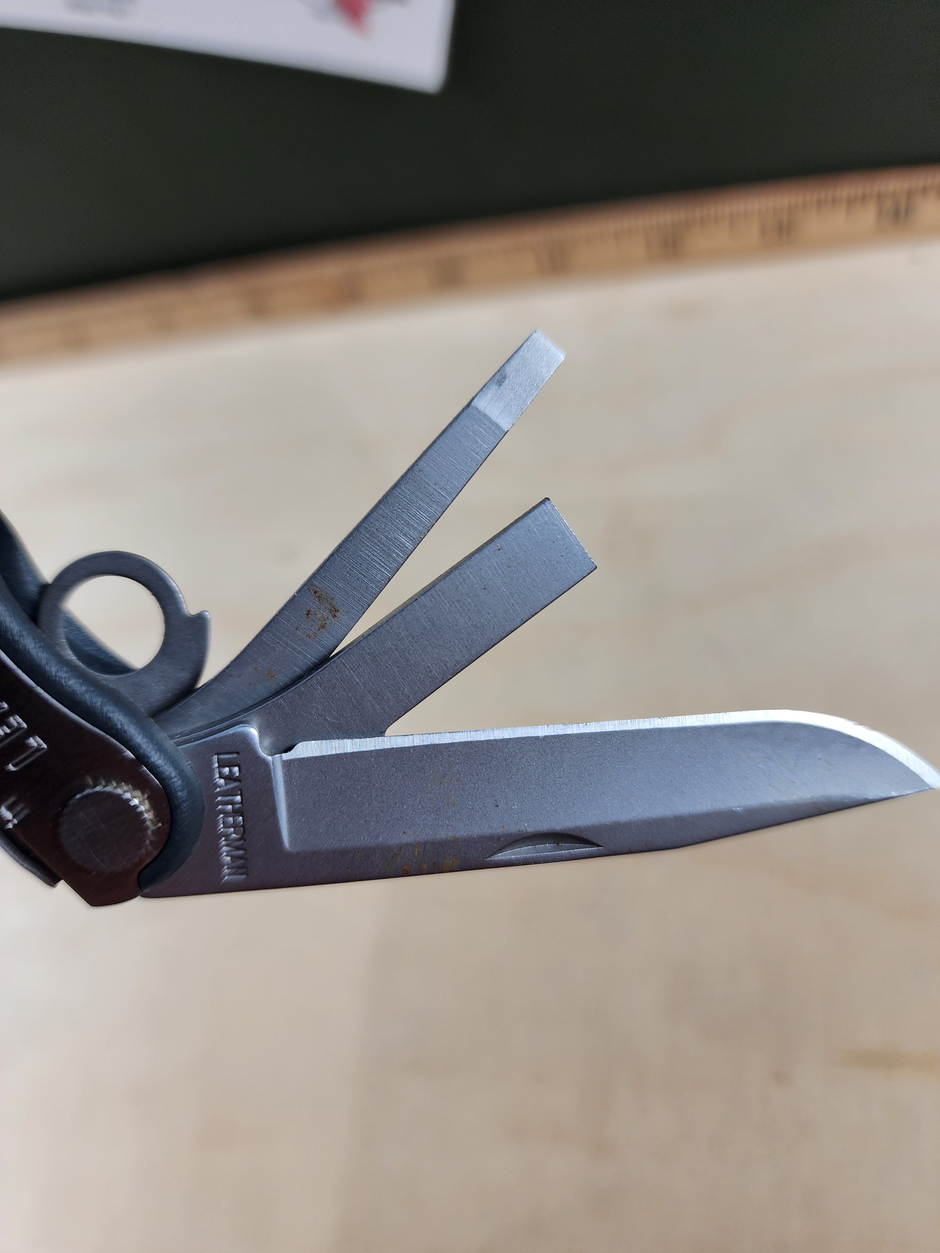 Leatherman Kick #-43 Light usage