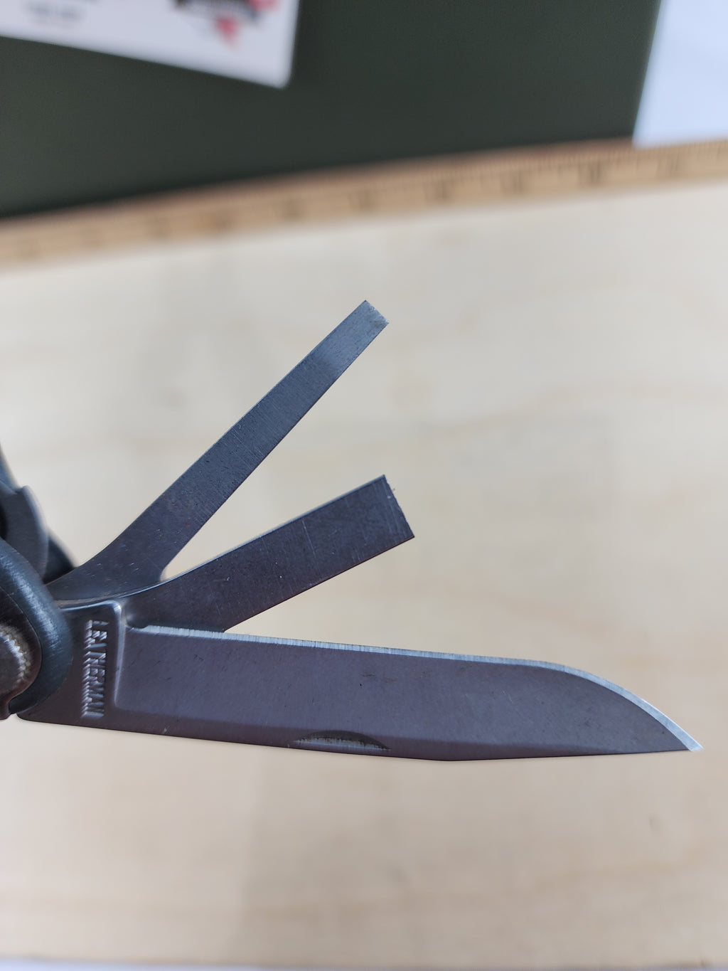 Leatherman Kick #-44 Light usage