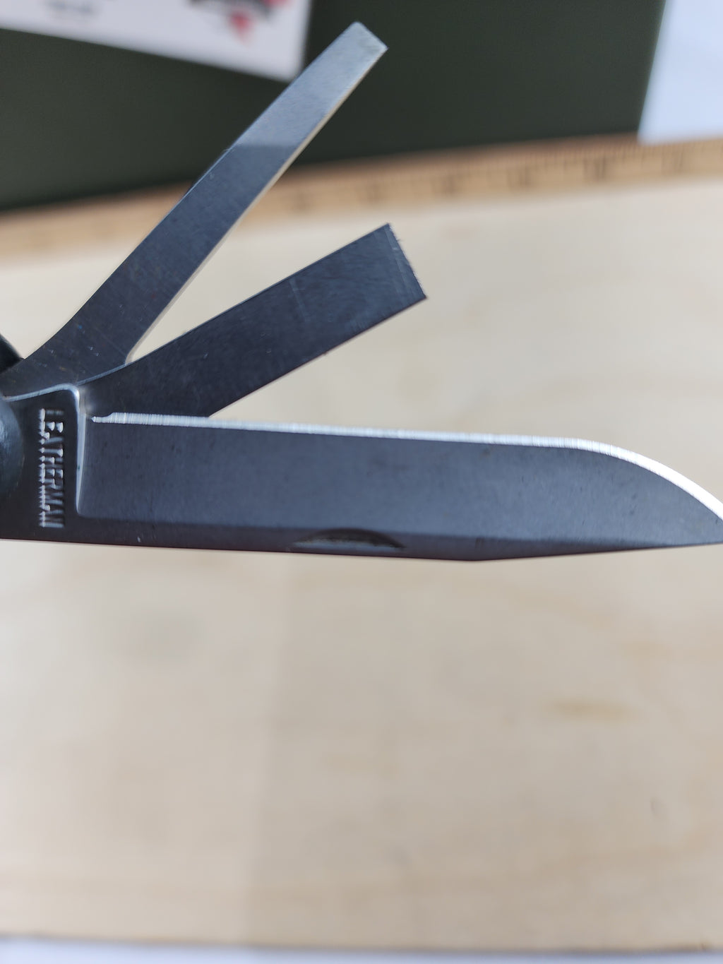 Leatherman Kick #-44 Light usage