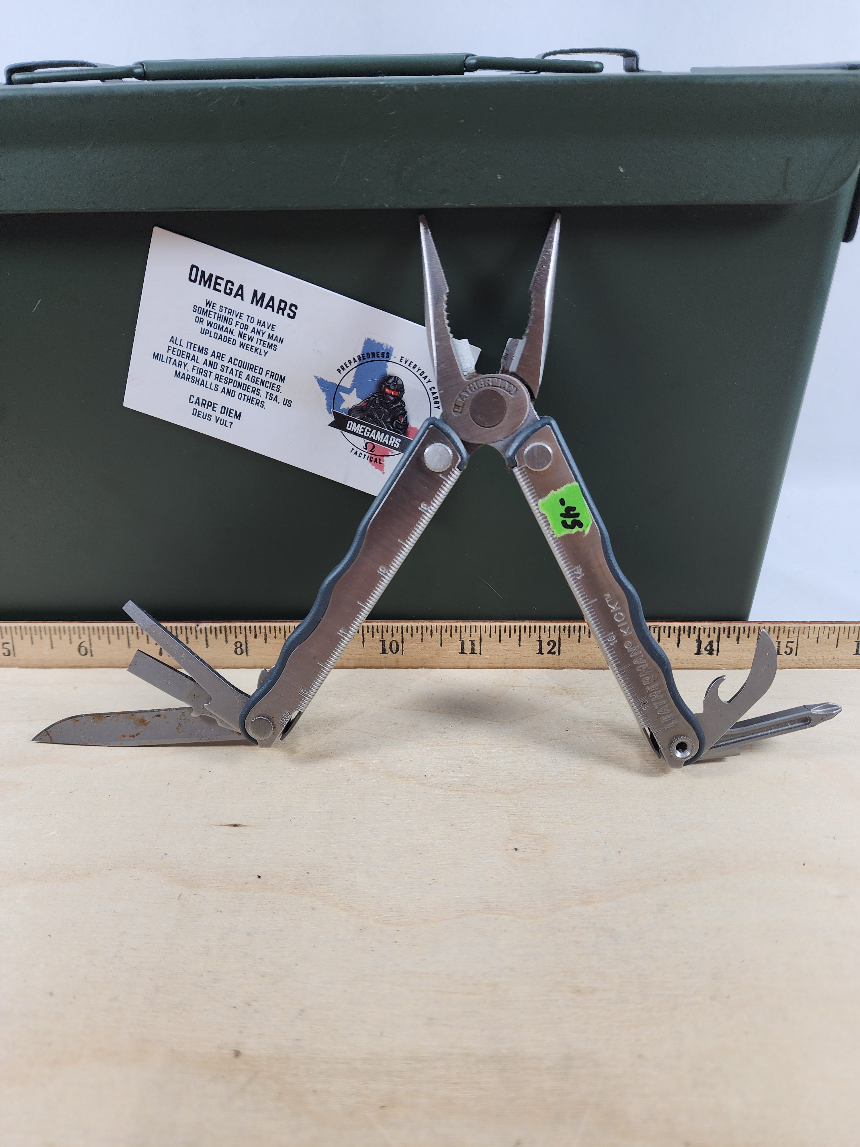 Leatherman Kick #-45 Light usage, dirty, possible rust
