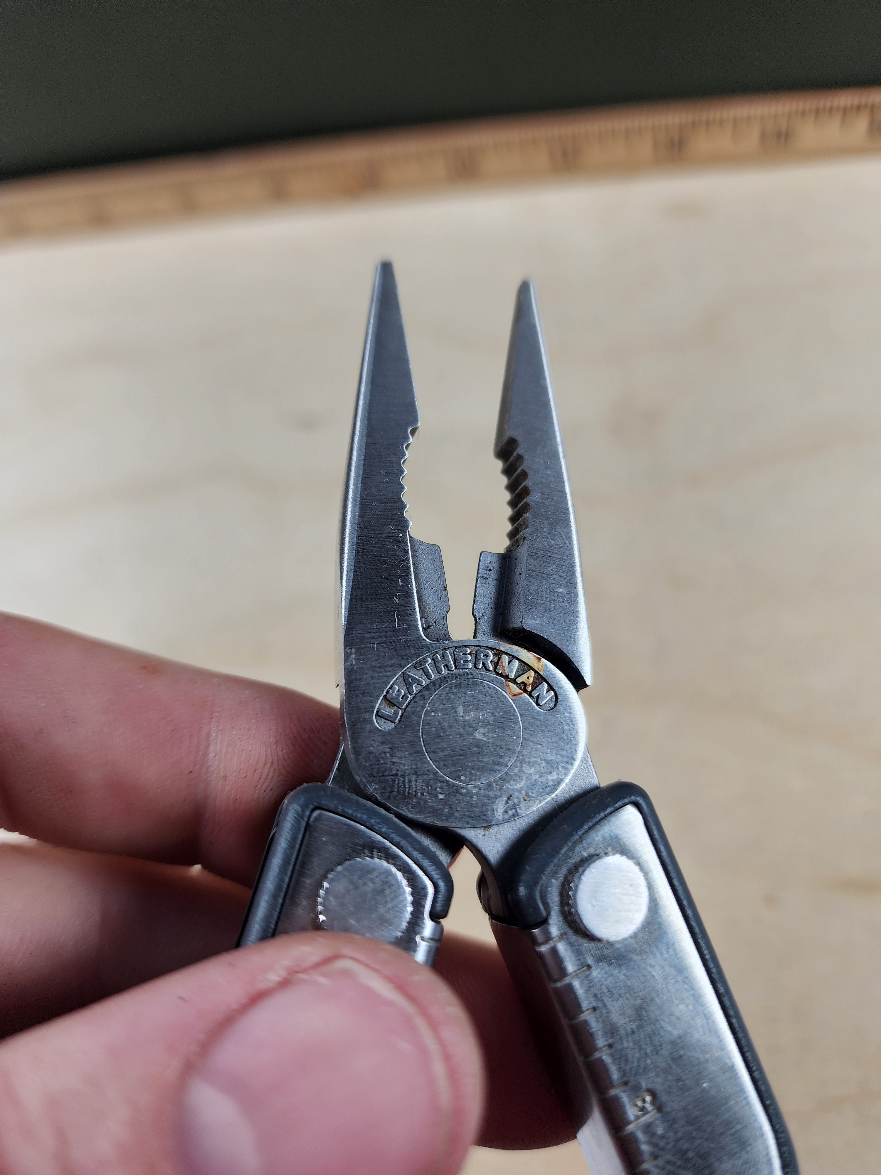 Leatherman Kick #-45 Light usage, dirty, possible rust