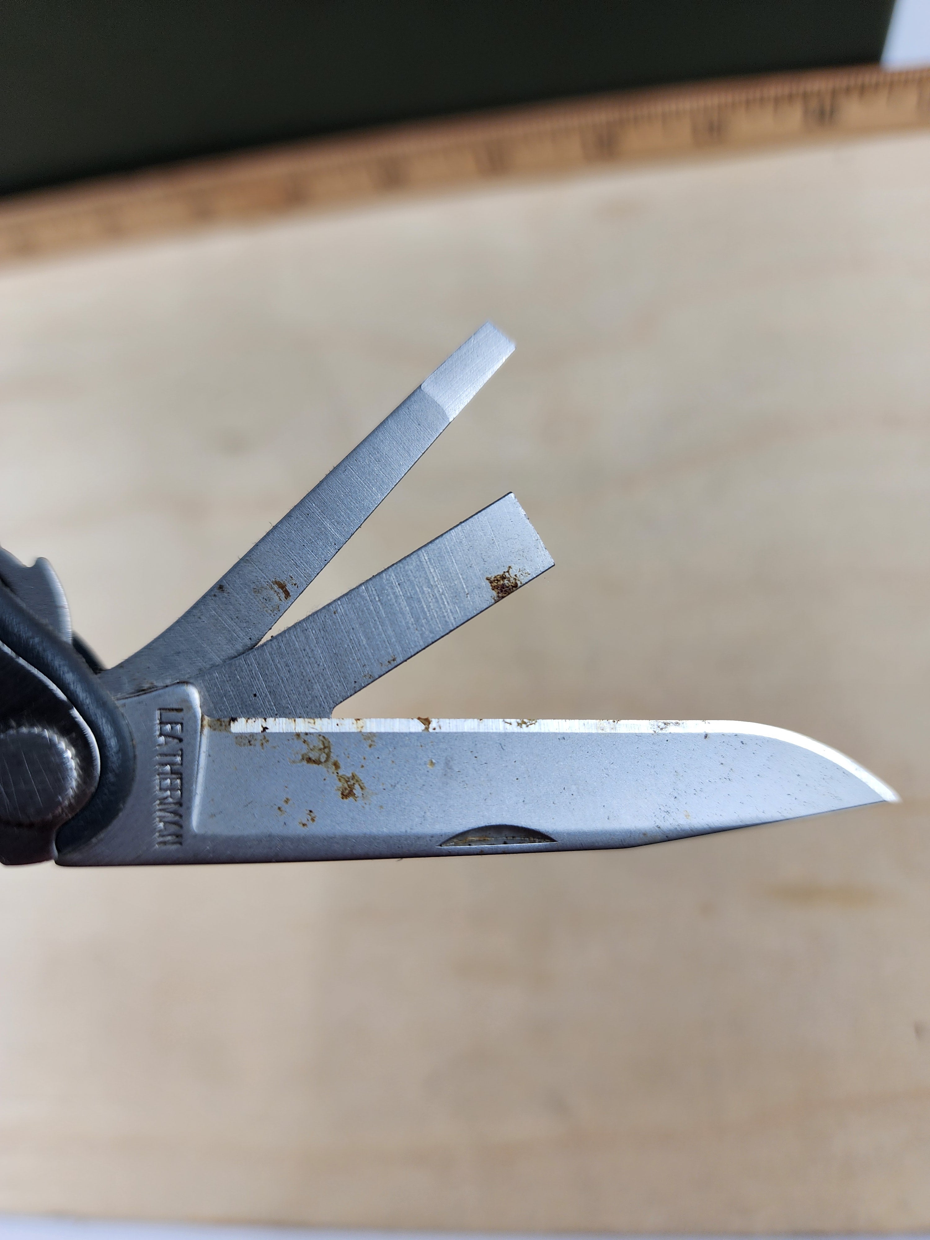 Leatherman Kick #-45 Light usage, dirty, possible rust