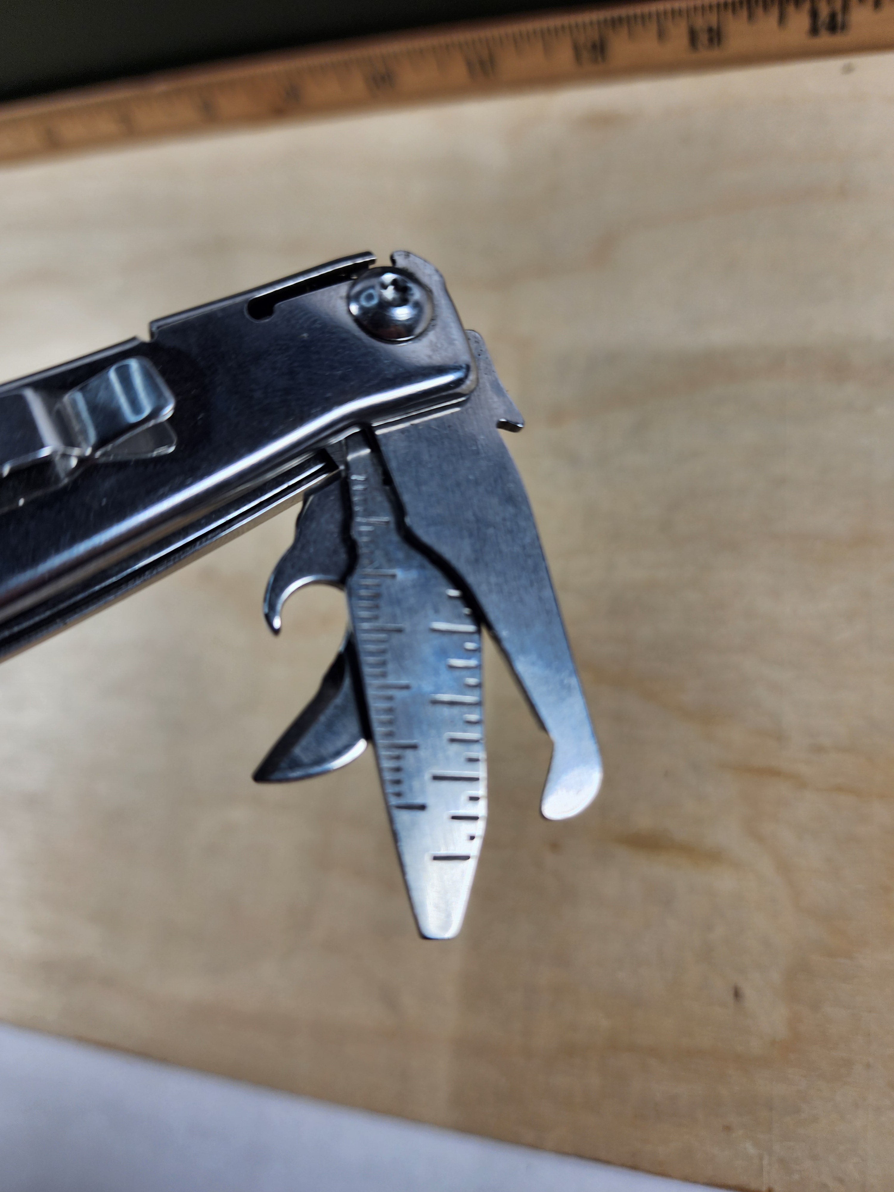 Leatherman Rev #-52 Light usage, possible rust
