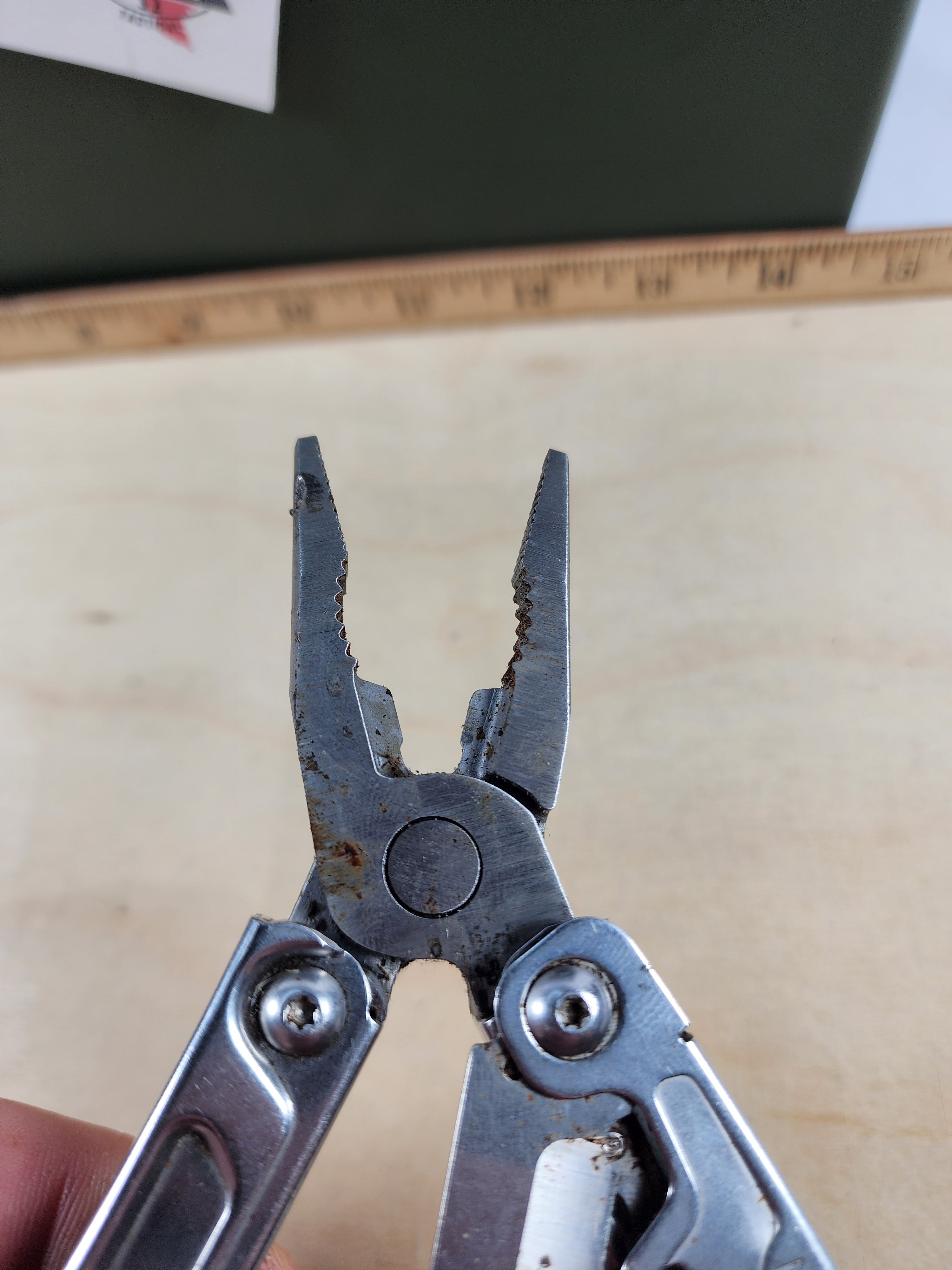 Leatherman Rev #-55 Dirty, possible rust