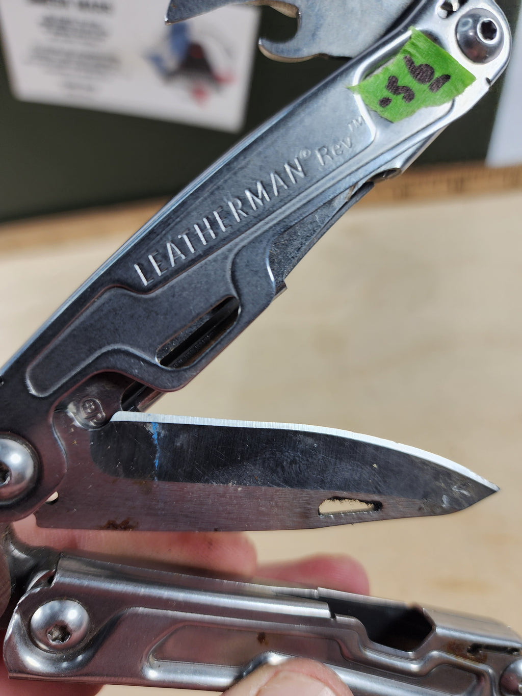 Leatherman Rev #-56 Dirty, possible rust, knife dinged