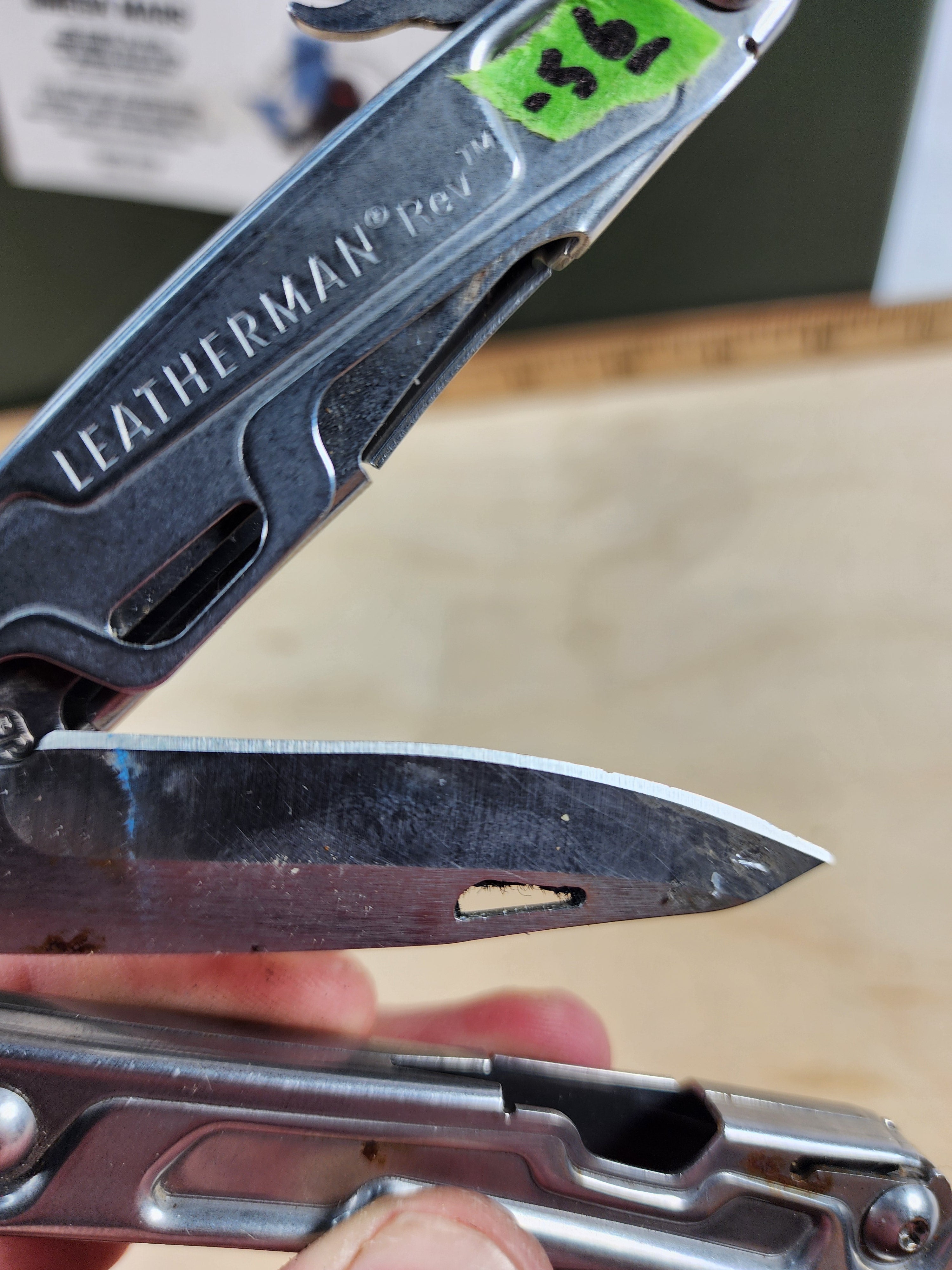 Leatherman Rev #-56 Dirty, possible rust, knife dinged