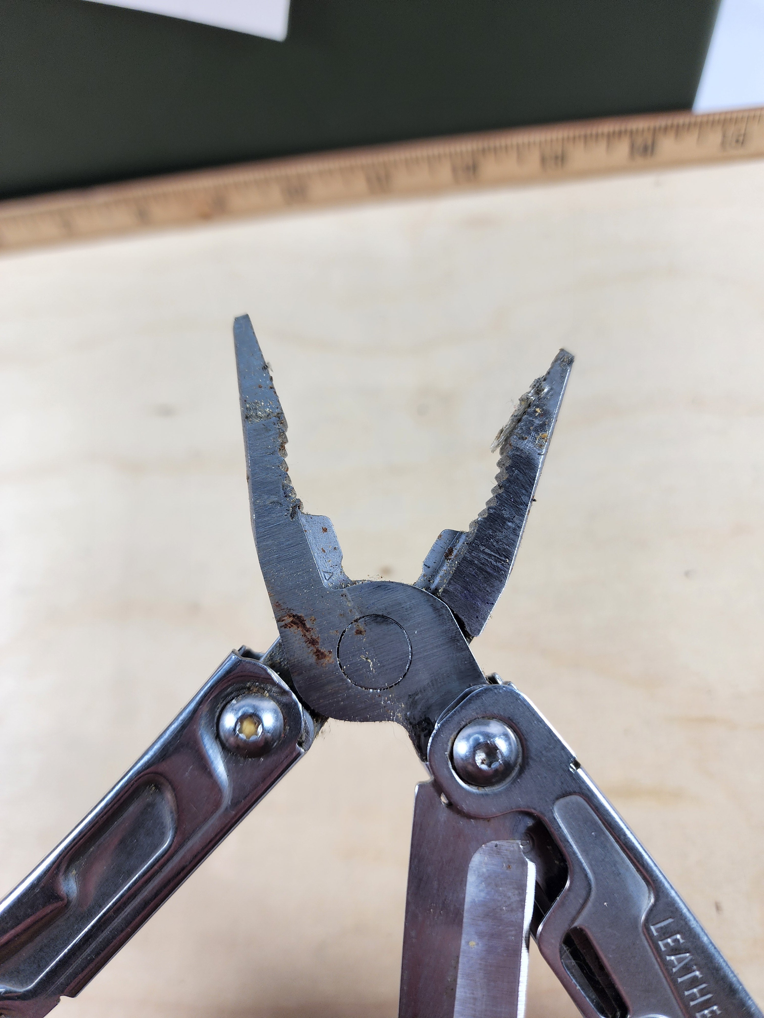 Leatherman Rev #-57 Dirty, possible rust